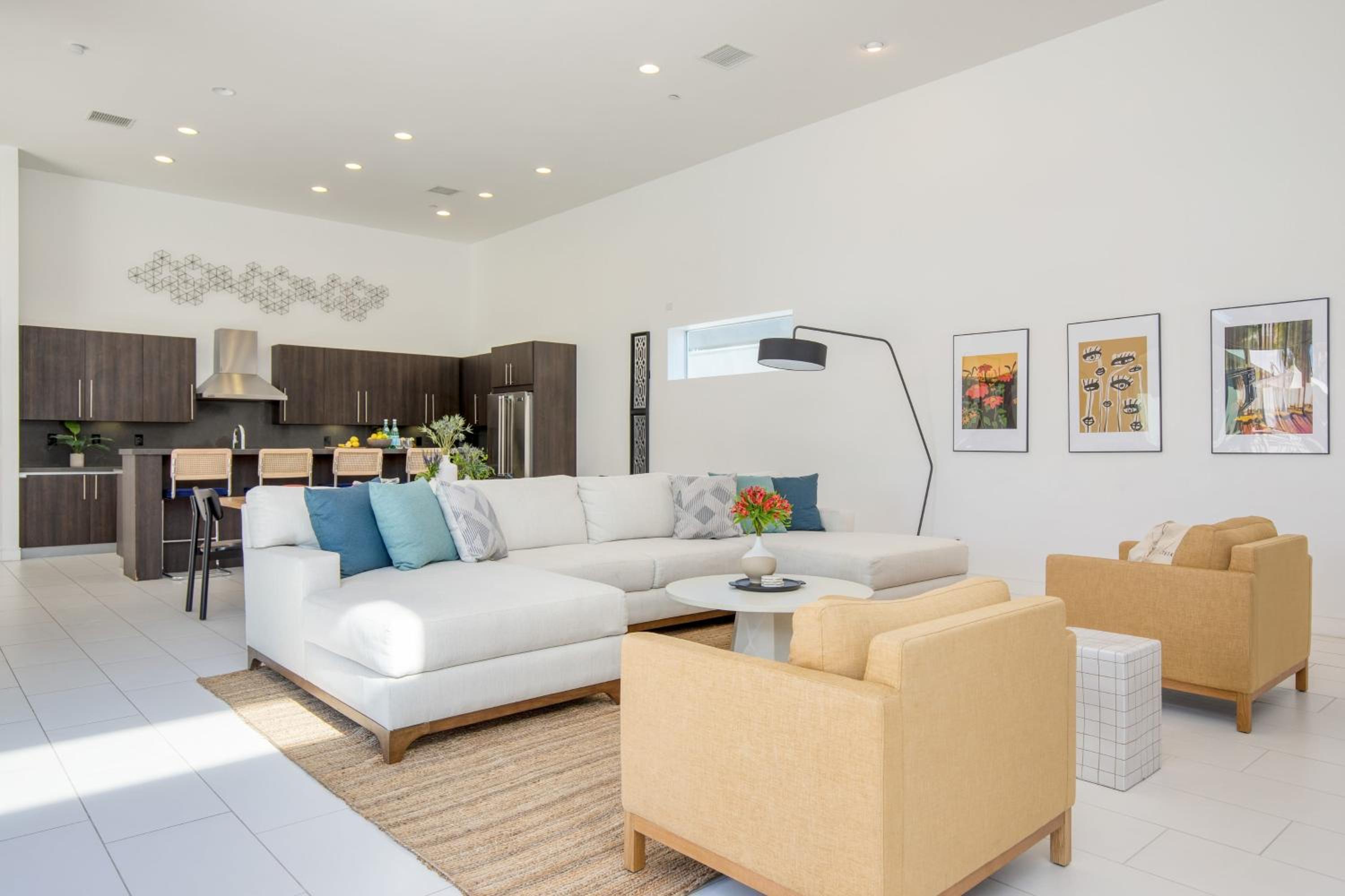 Sleeps 28 Putting Green Bocce Ball Near Coachella Polo Villas Sol