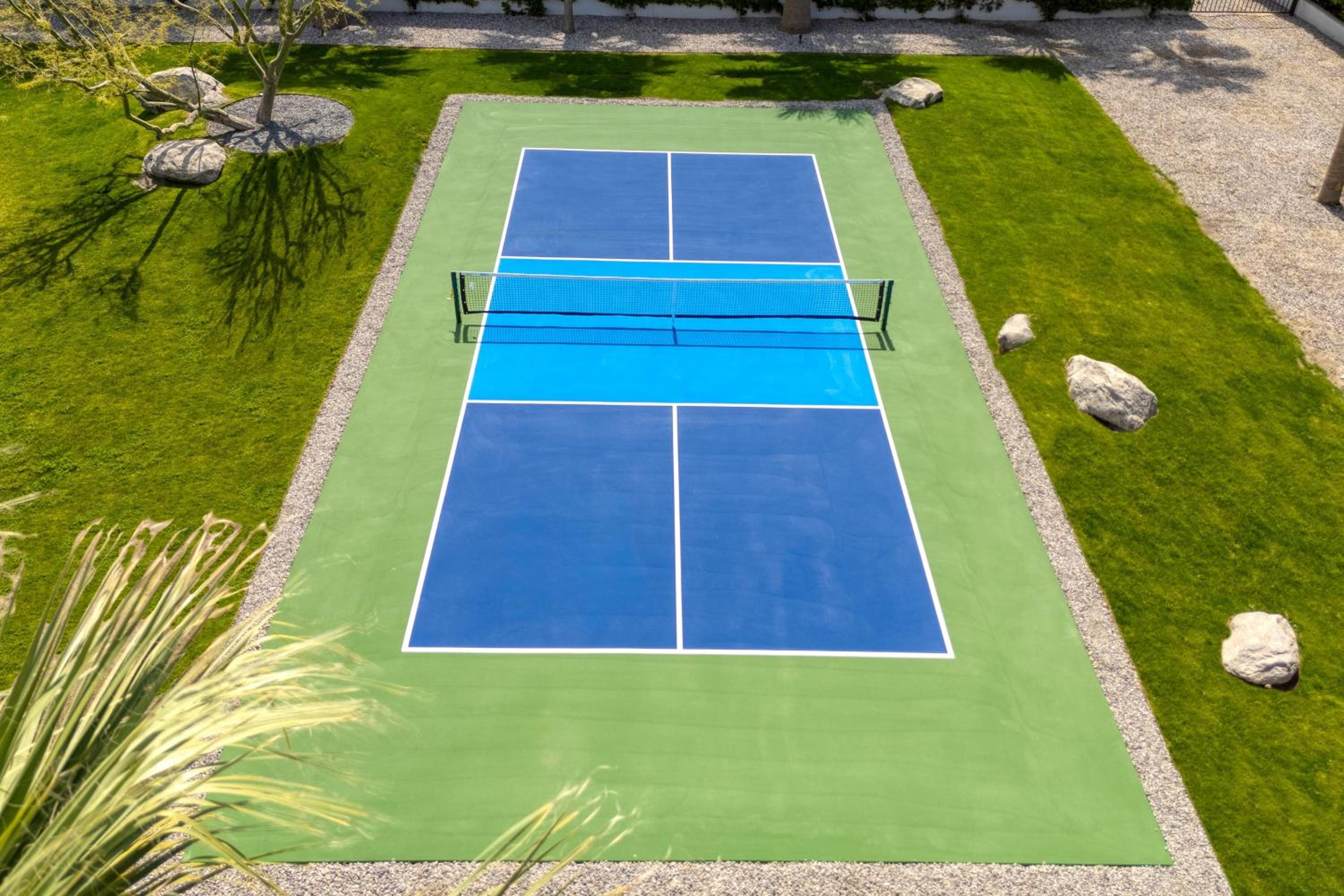 AvantStay Polo Villa Halo Pickleball Putting Green Sleeps 28