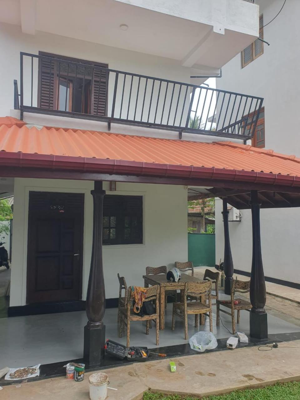 Ravi place