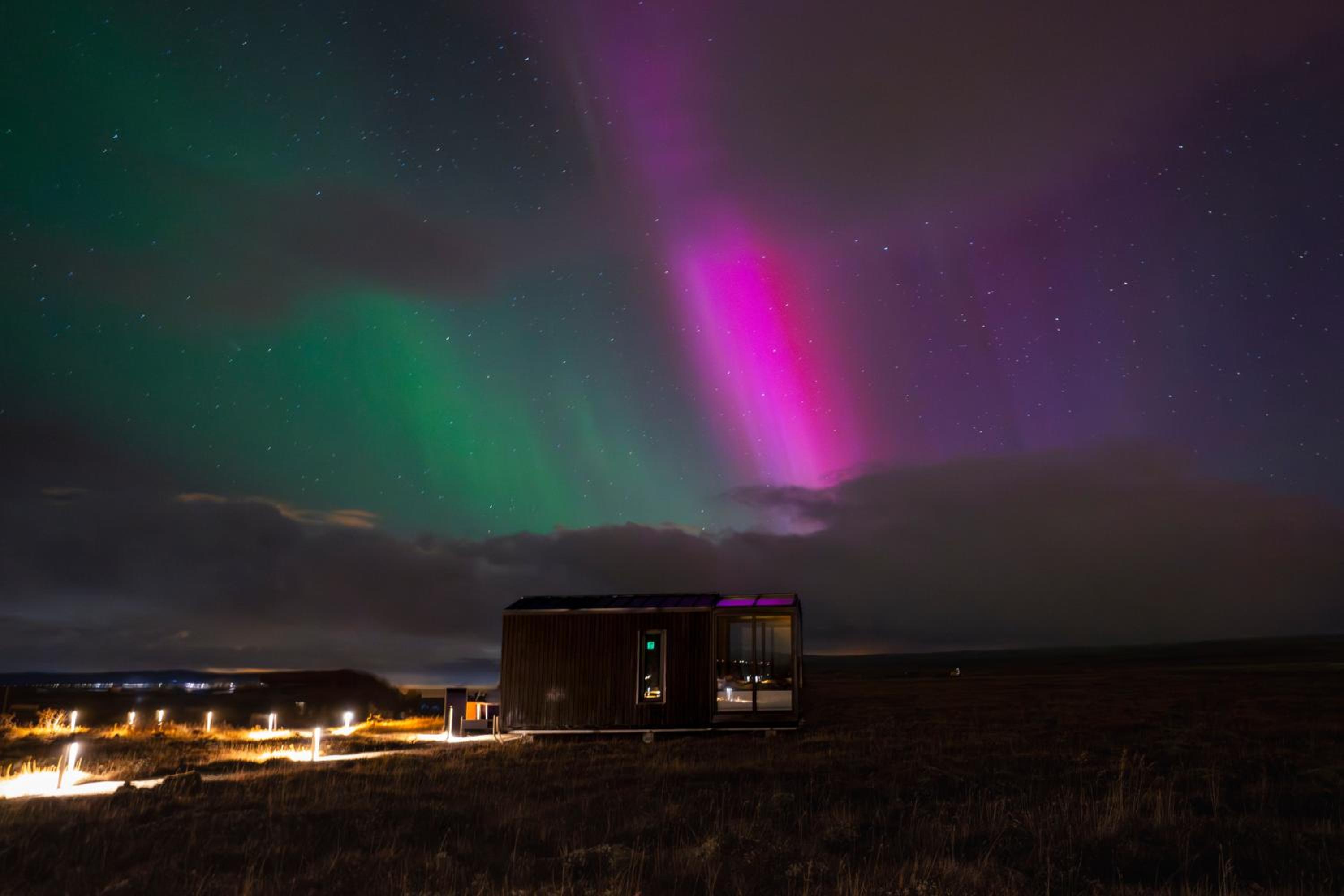 Hotel Tiny Glass lodge Experience The Nature - Image 1