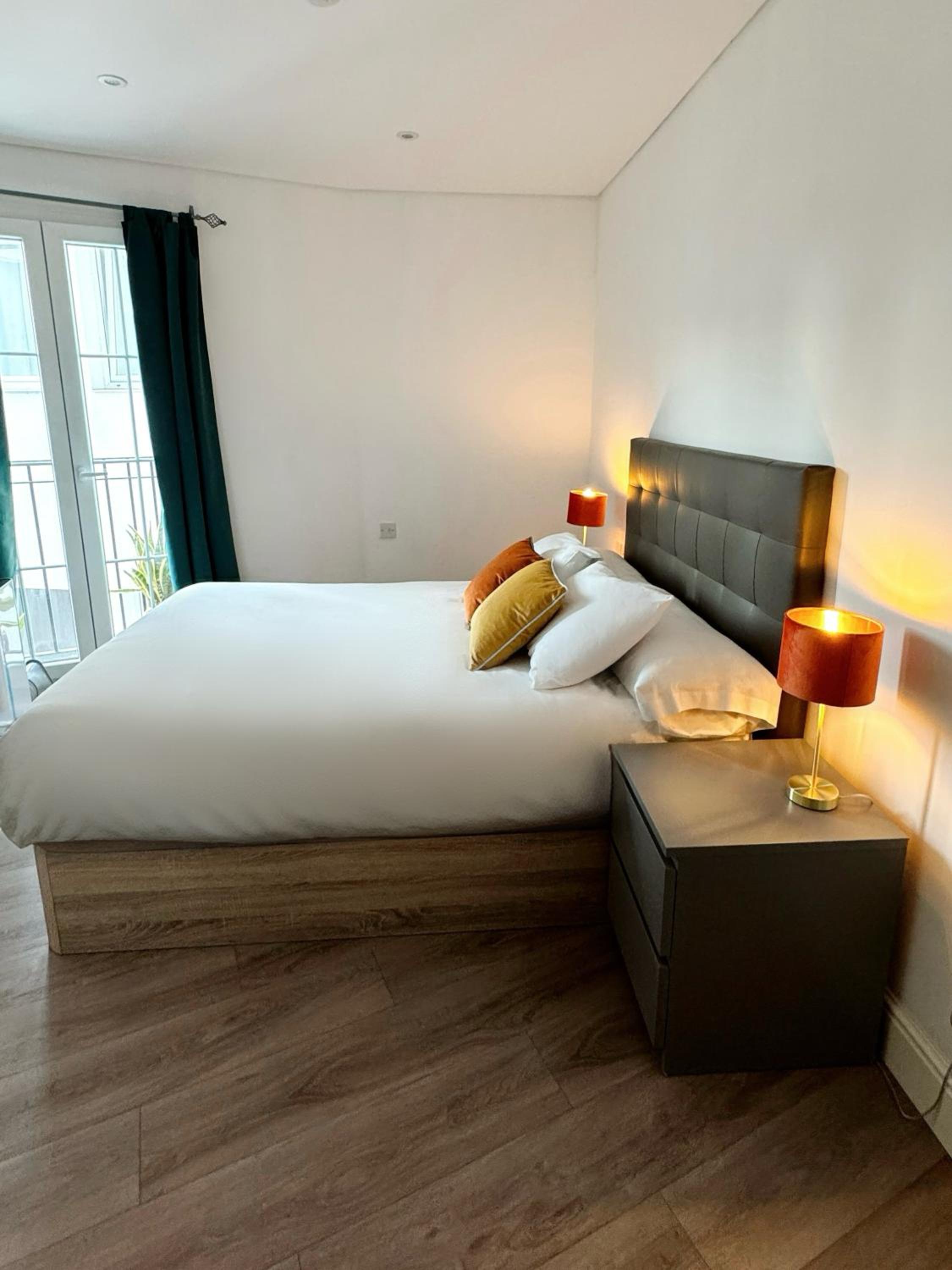 Grand Central House - Classic Two Bedroom - GibraltarStay Apartments view 2