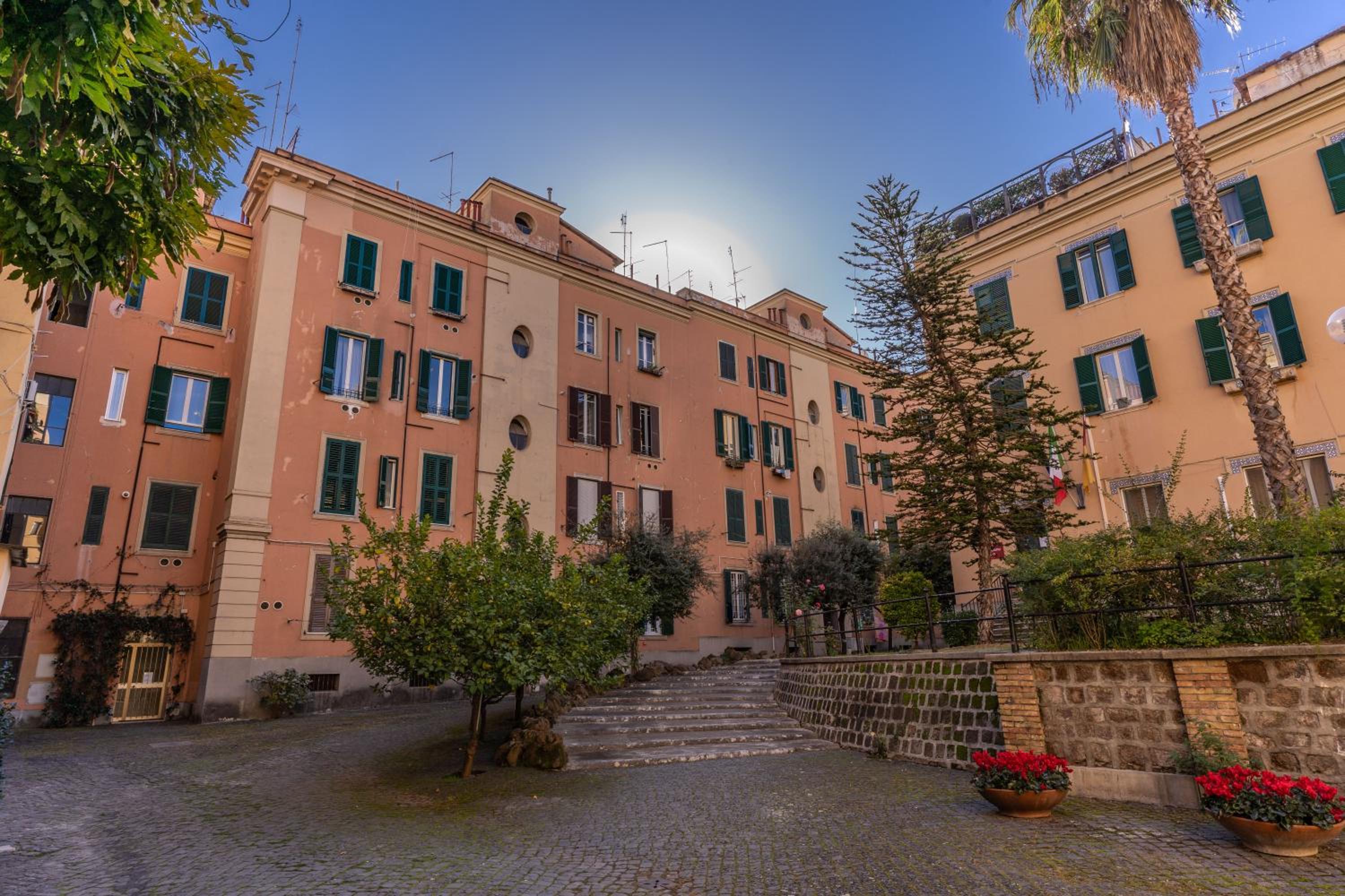 St Peter Miracle Suite