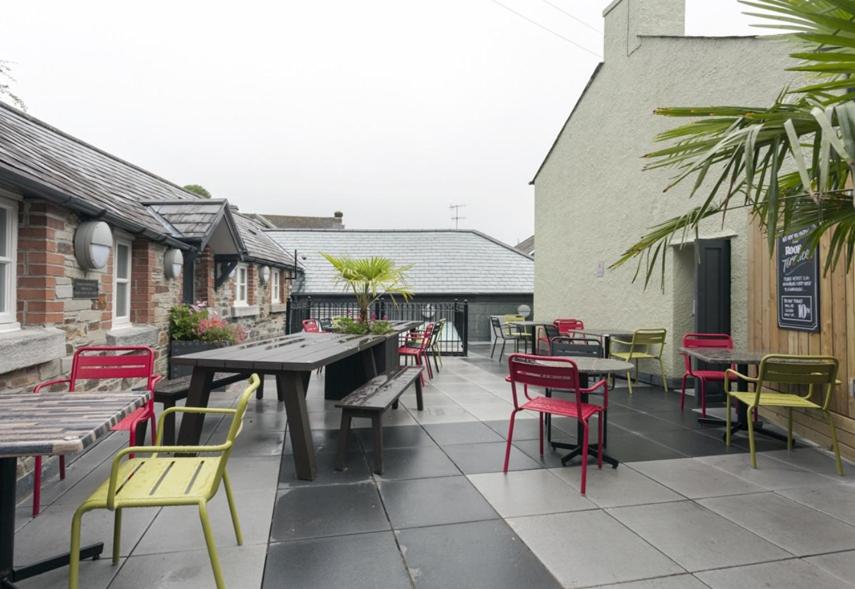 outdoor BBQ area