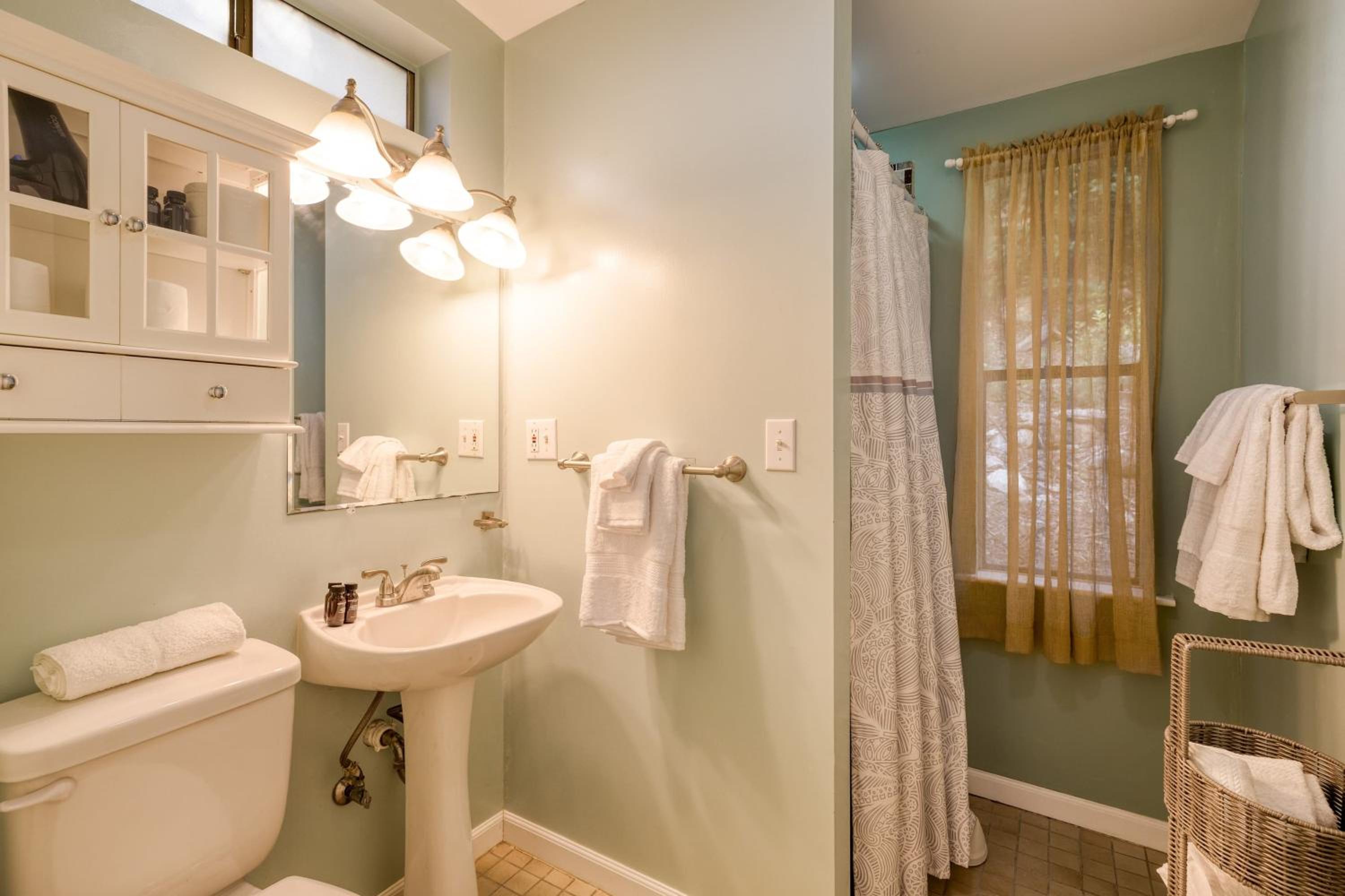 Dawson by AvantStay Serene Austin Home set Amongst nature w Pool Close to Lake Travis