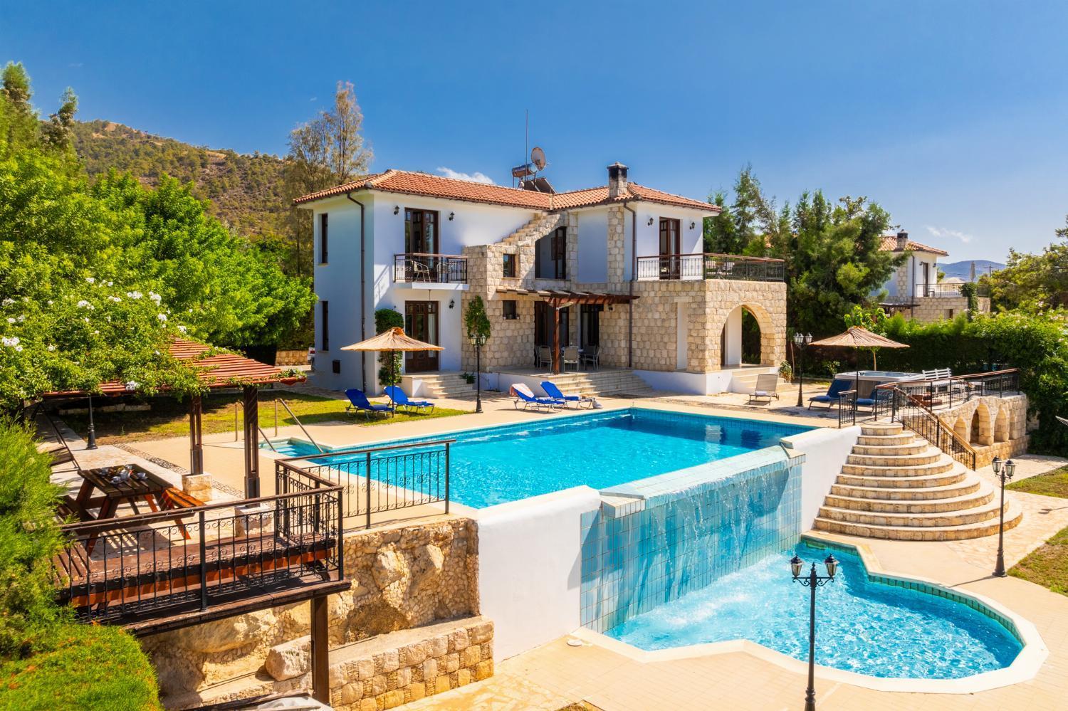 Villa Ariadne