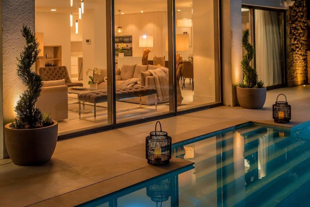 Grand Intense Villa with High End Beachfront view 5