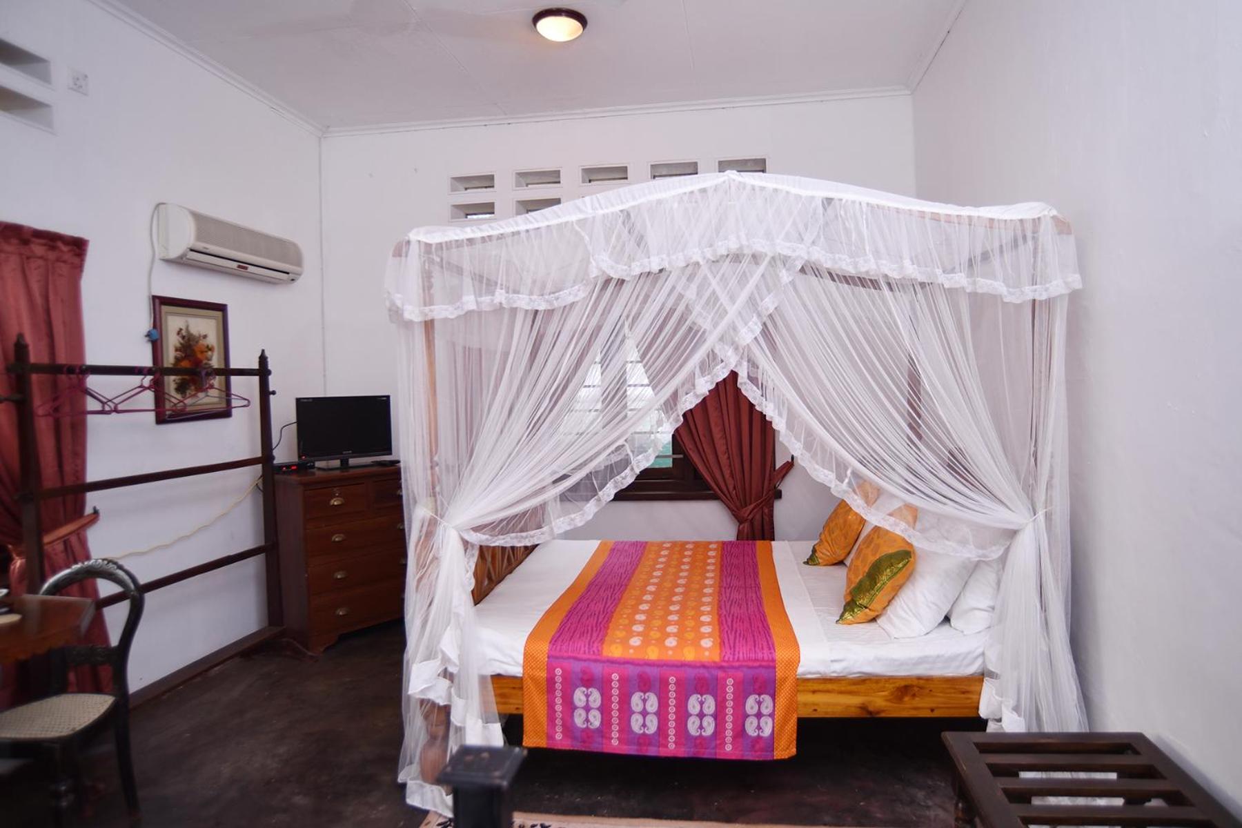 Ronan Residency