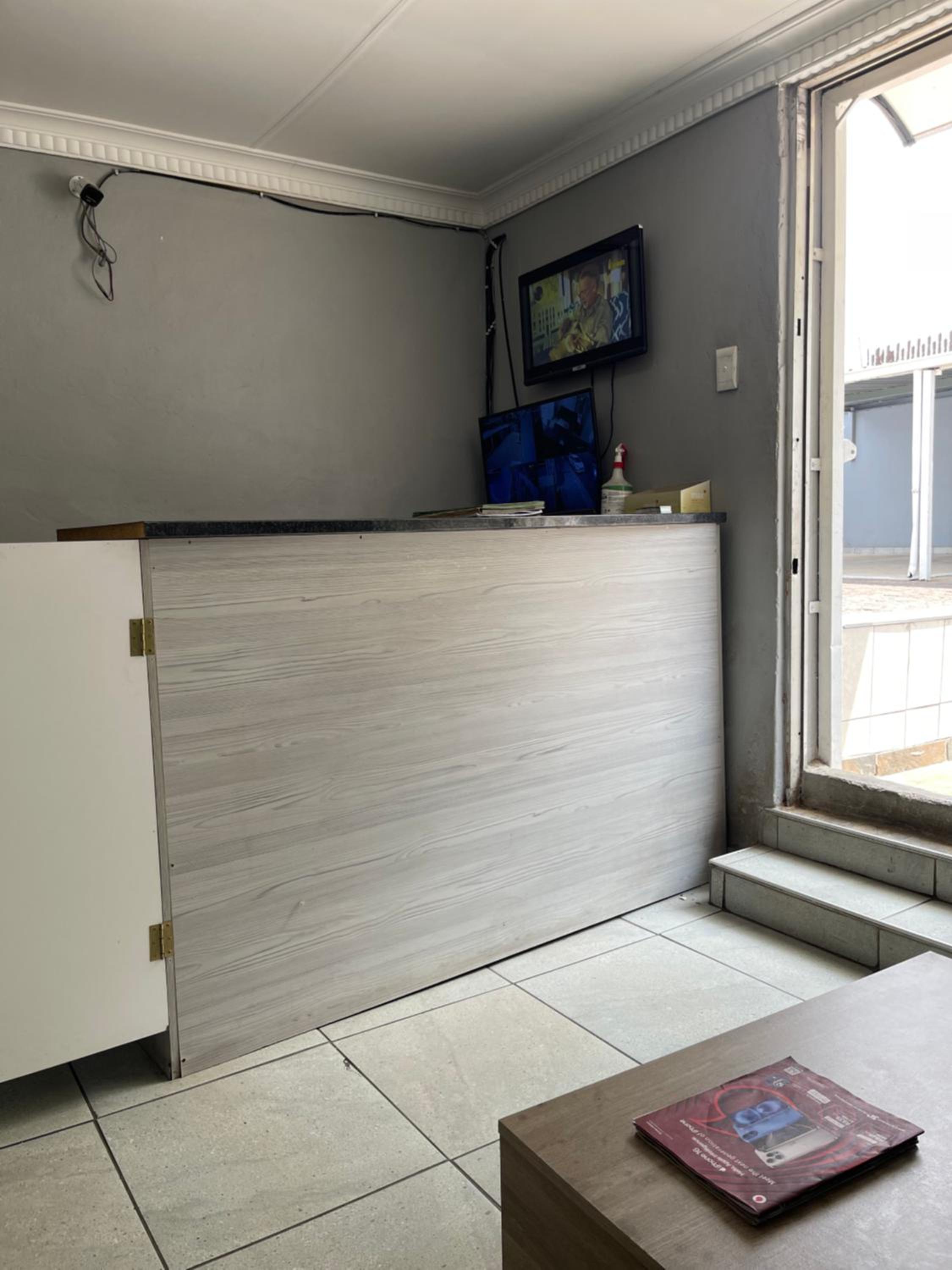 DA LIFE Guest House
