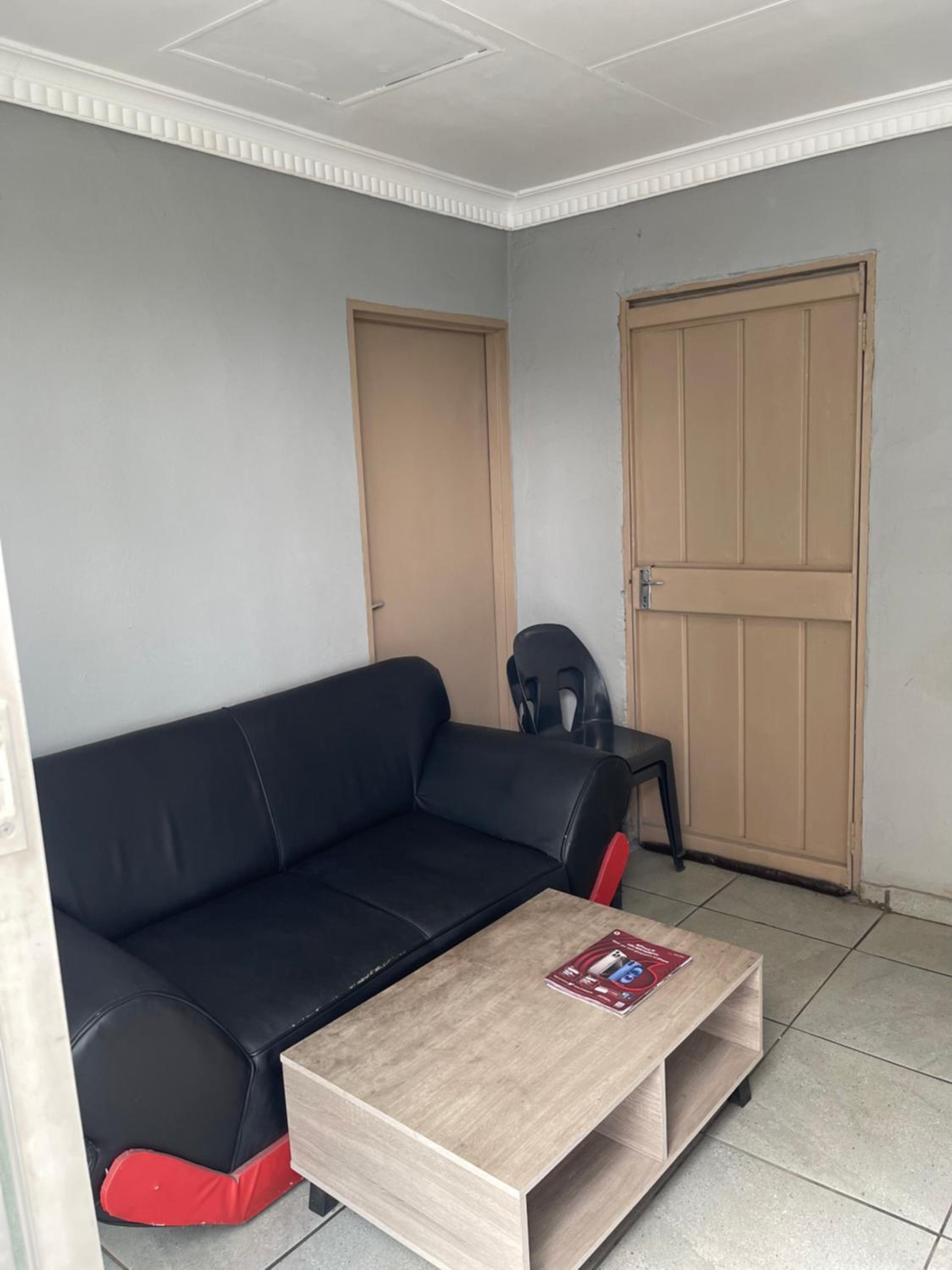 DA LIFE Guest House