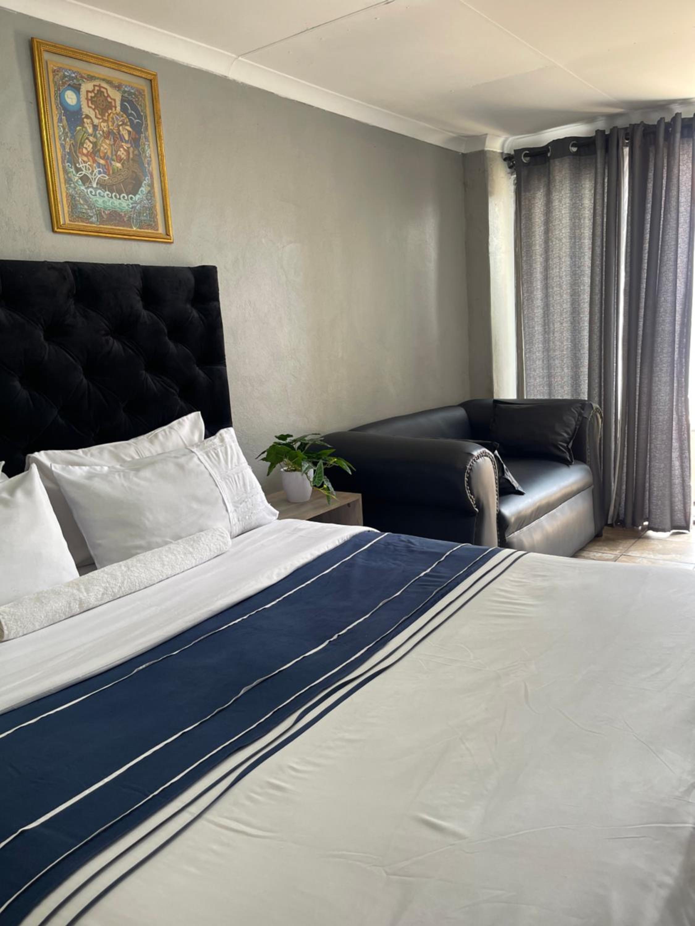 DA LIFE Guest House