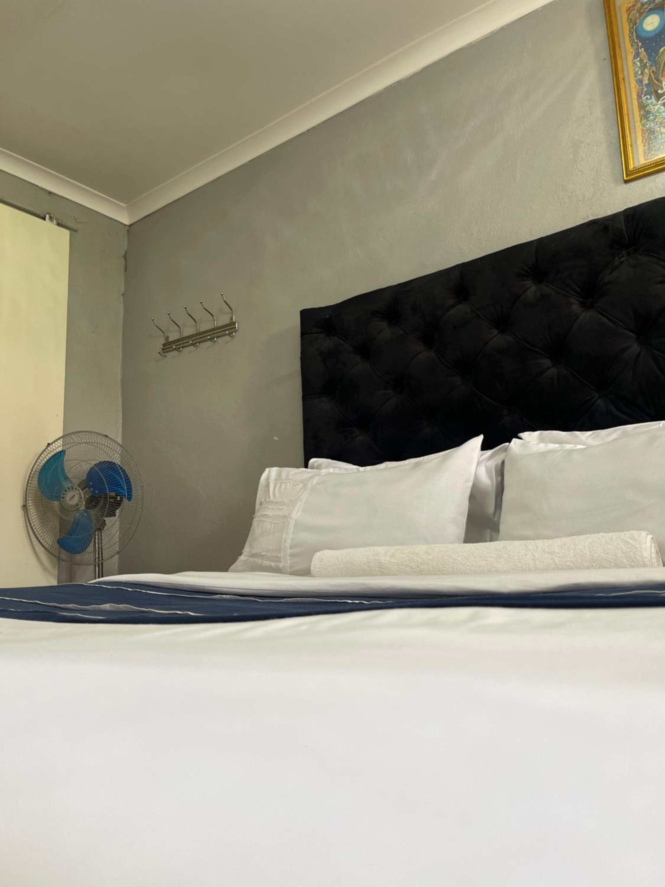 DA LIFE Guest House