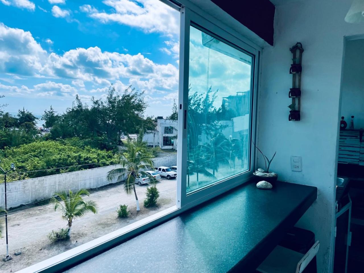 Punta me Apartments & Rooms near Punta Sam ferry Beach