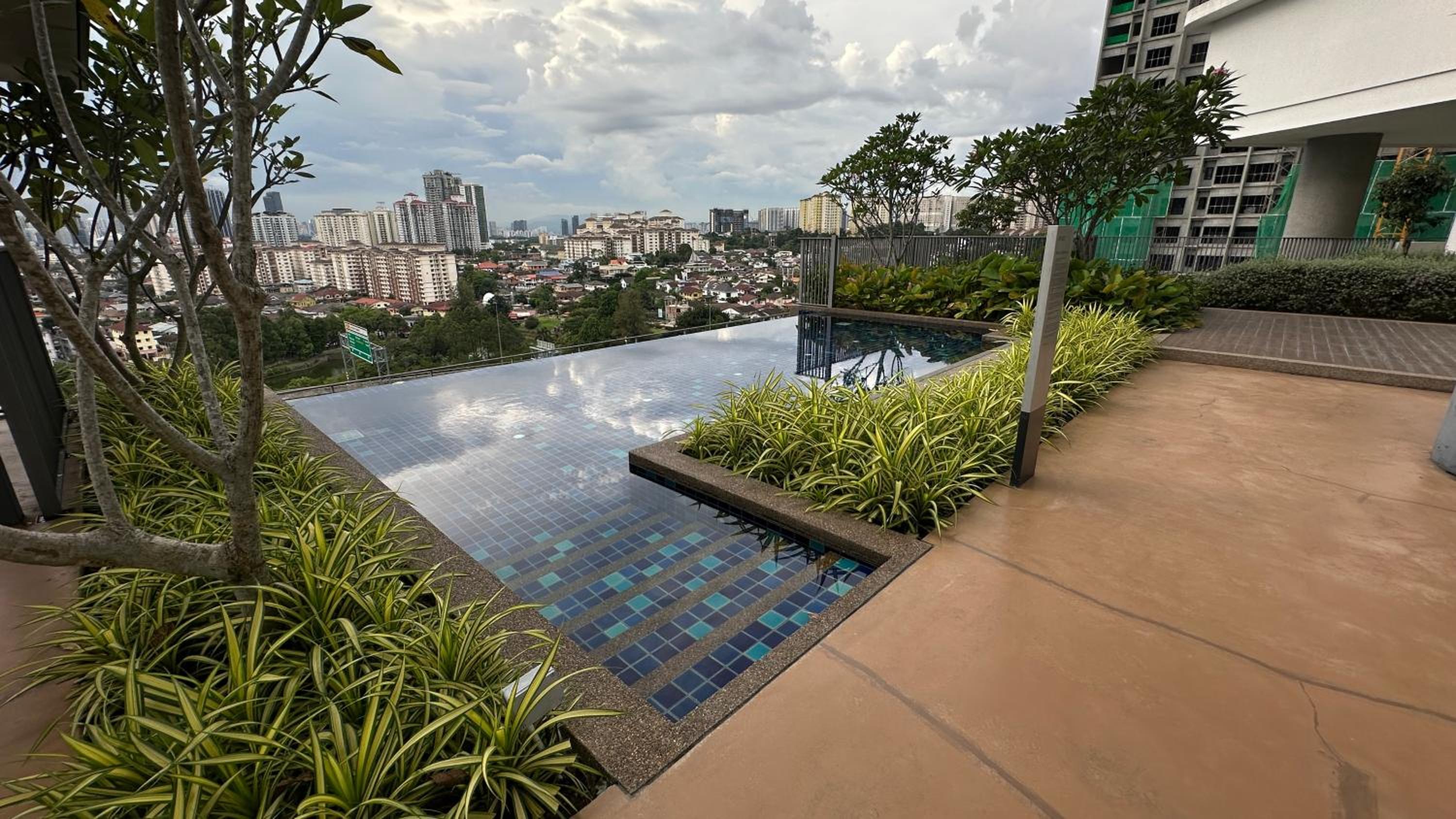 Datum Jelatek Superb Suite KL By LH