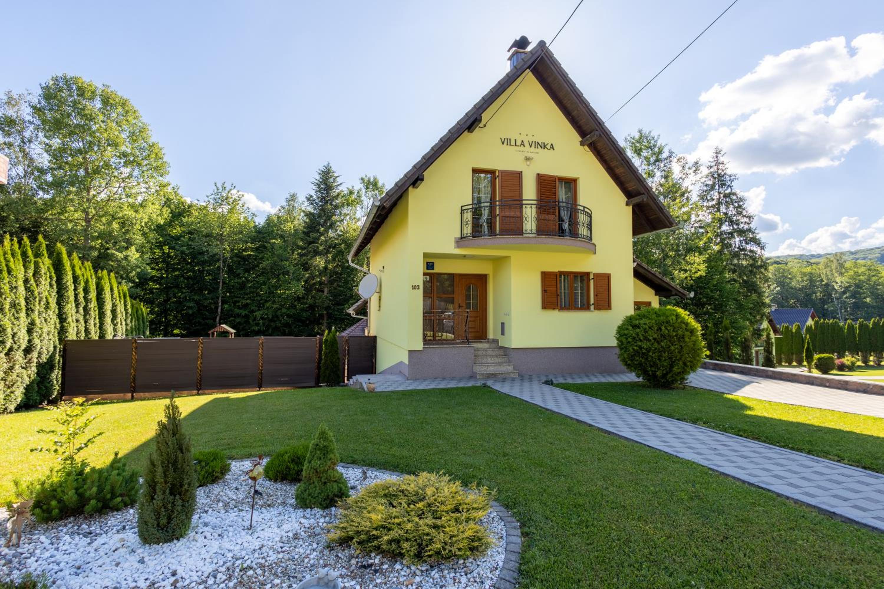 Hotel Villa Vinka - Novo Zvečevo - Image 1