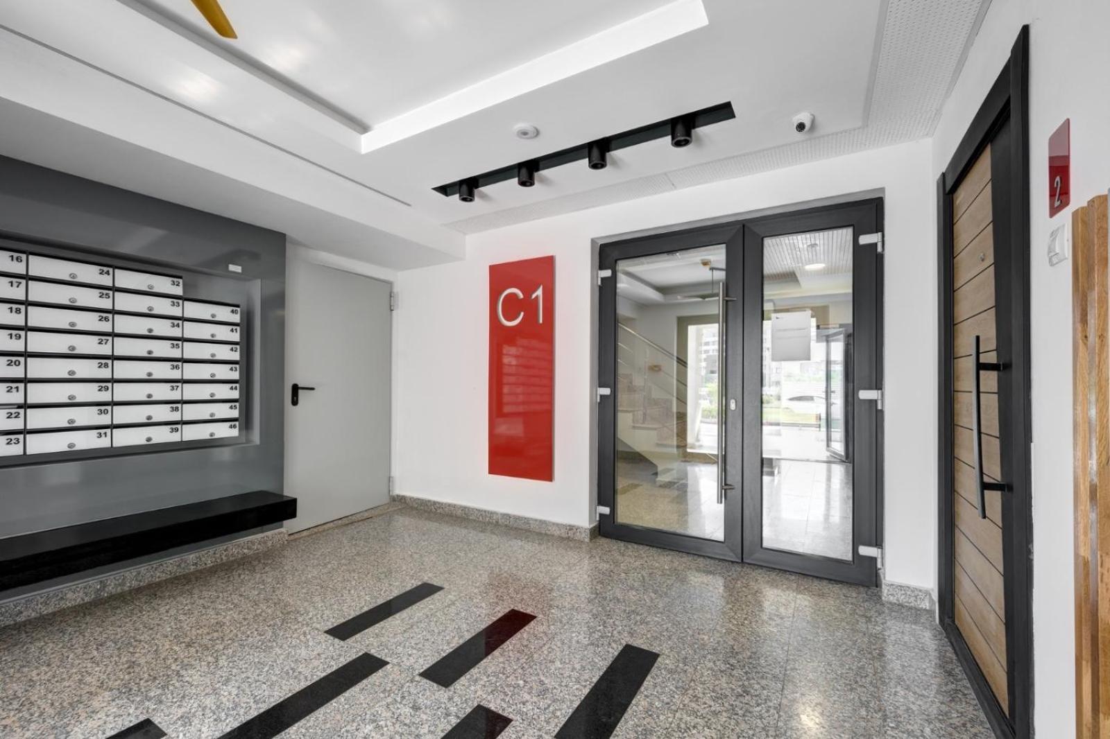 Pipera onix design view 2