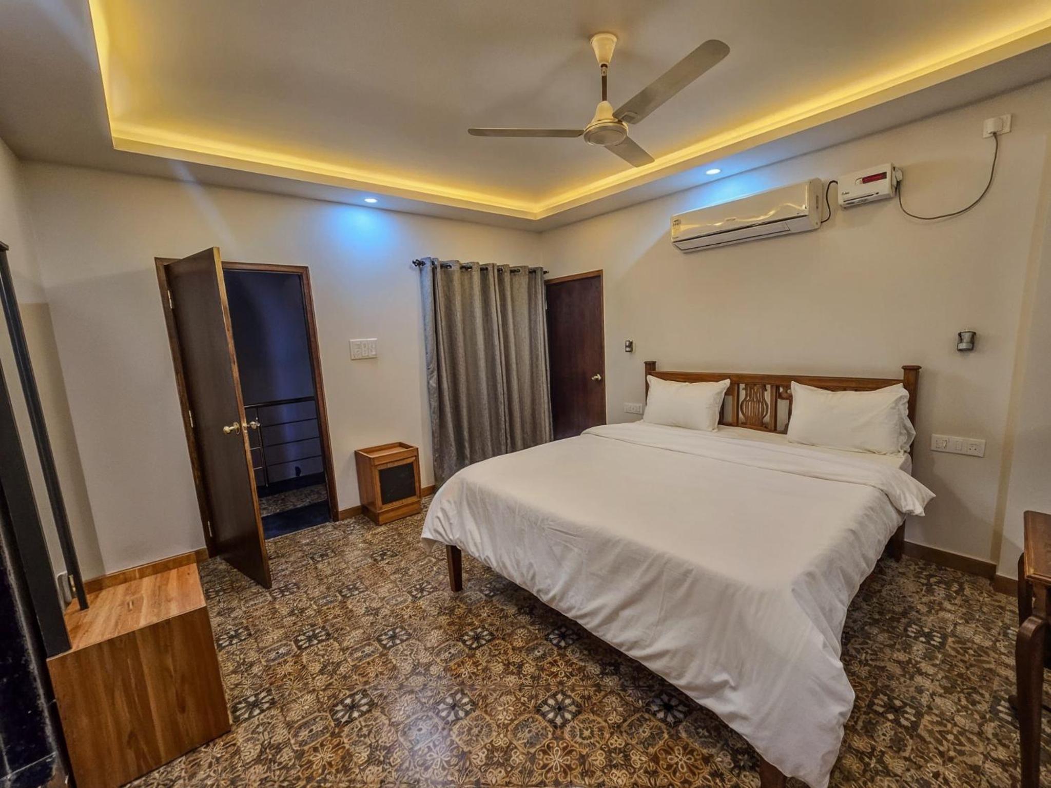 The Royal Kanaka view 5