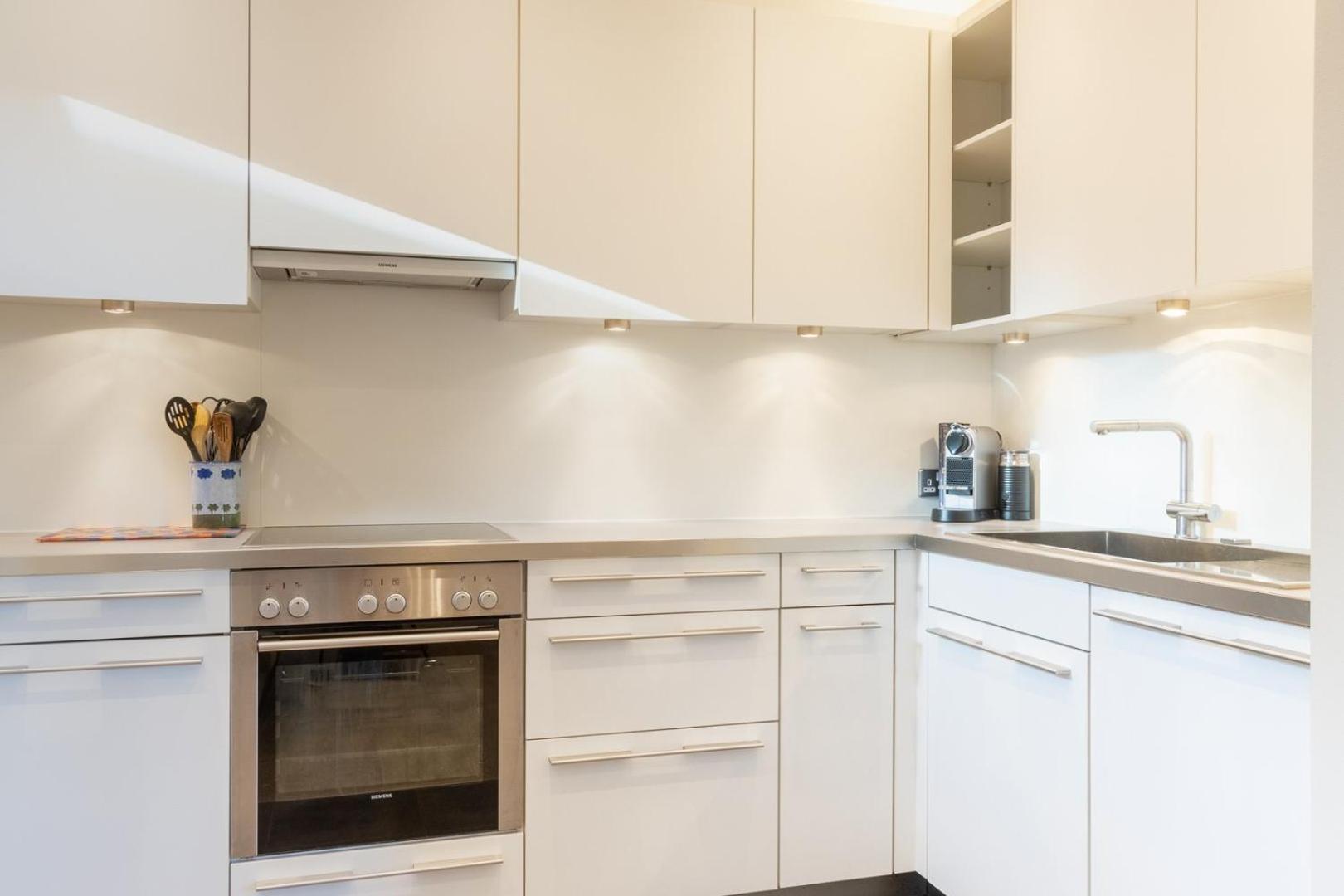 GuestReady - Serene retreat in Stillorgan Grove