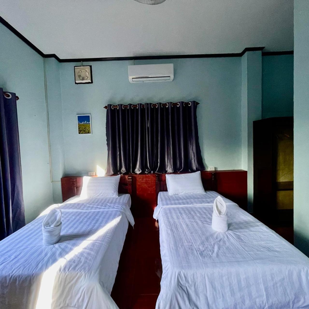 Smile Guesthouse VangVieng