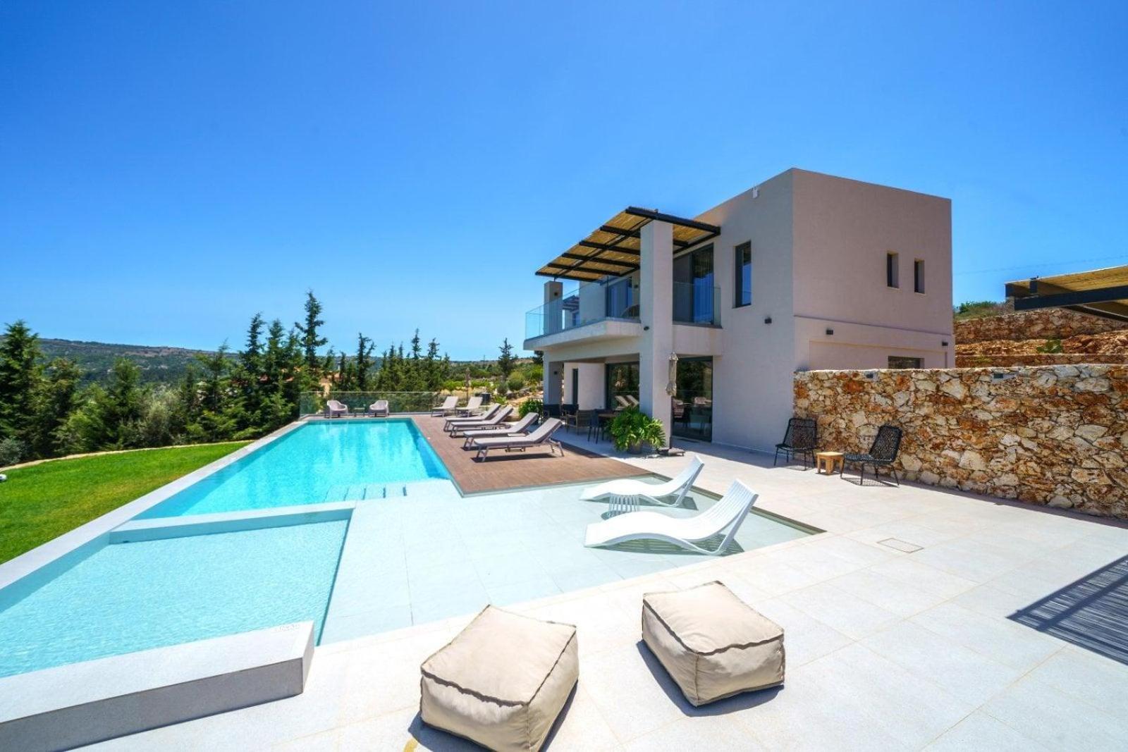 In Vivo Villa - Breathtaking View -90sqm Heated Infinity Pool view 4