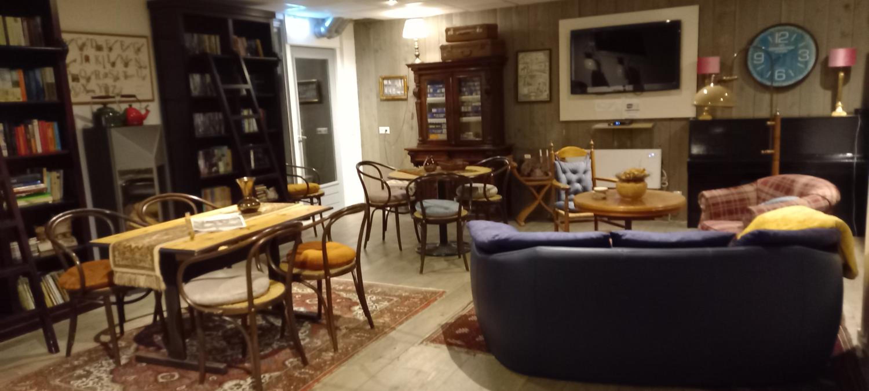 BB Stations Koffiehuis - Property Image 10