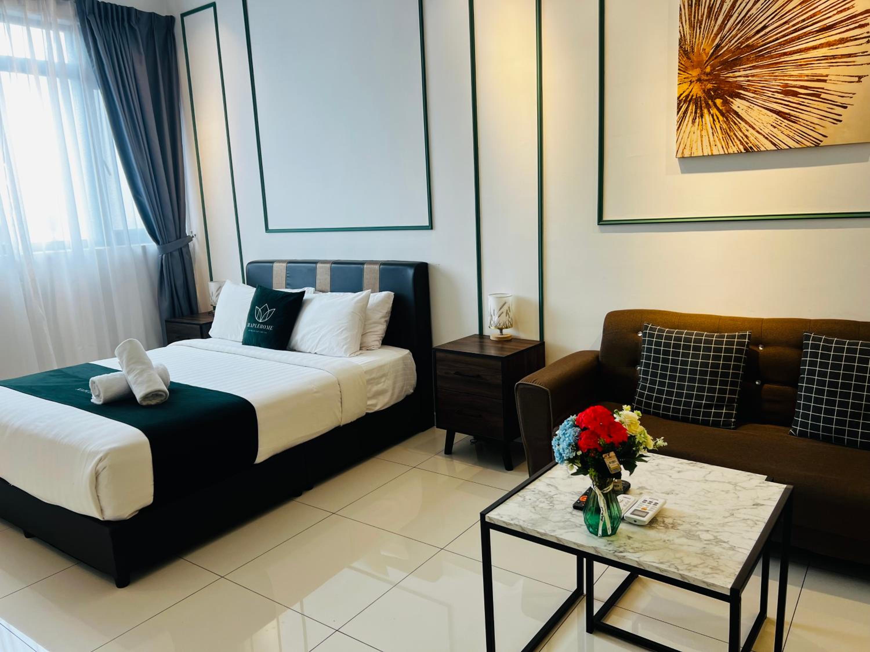 KLcc suites At tower 1