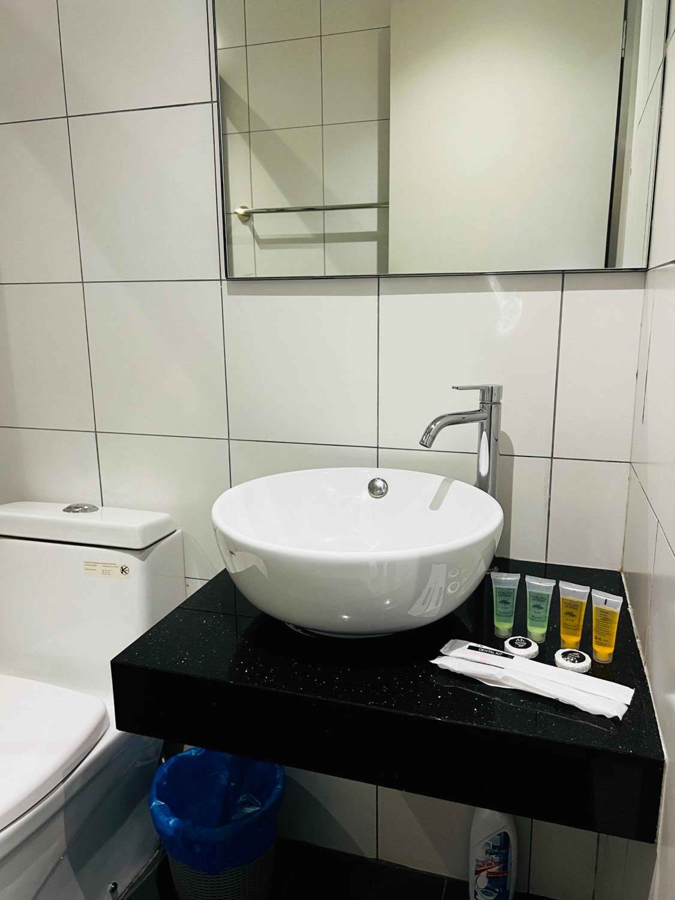 KLcc suites At tower 1