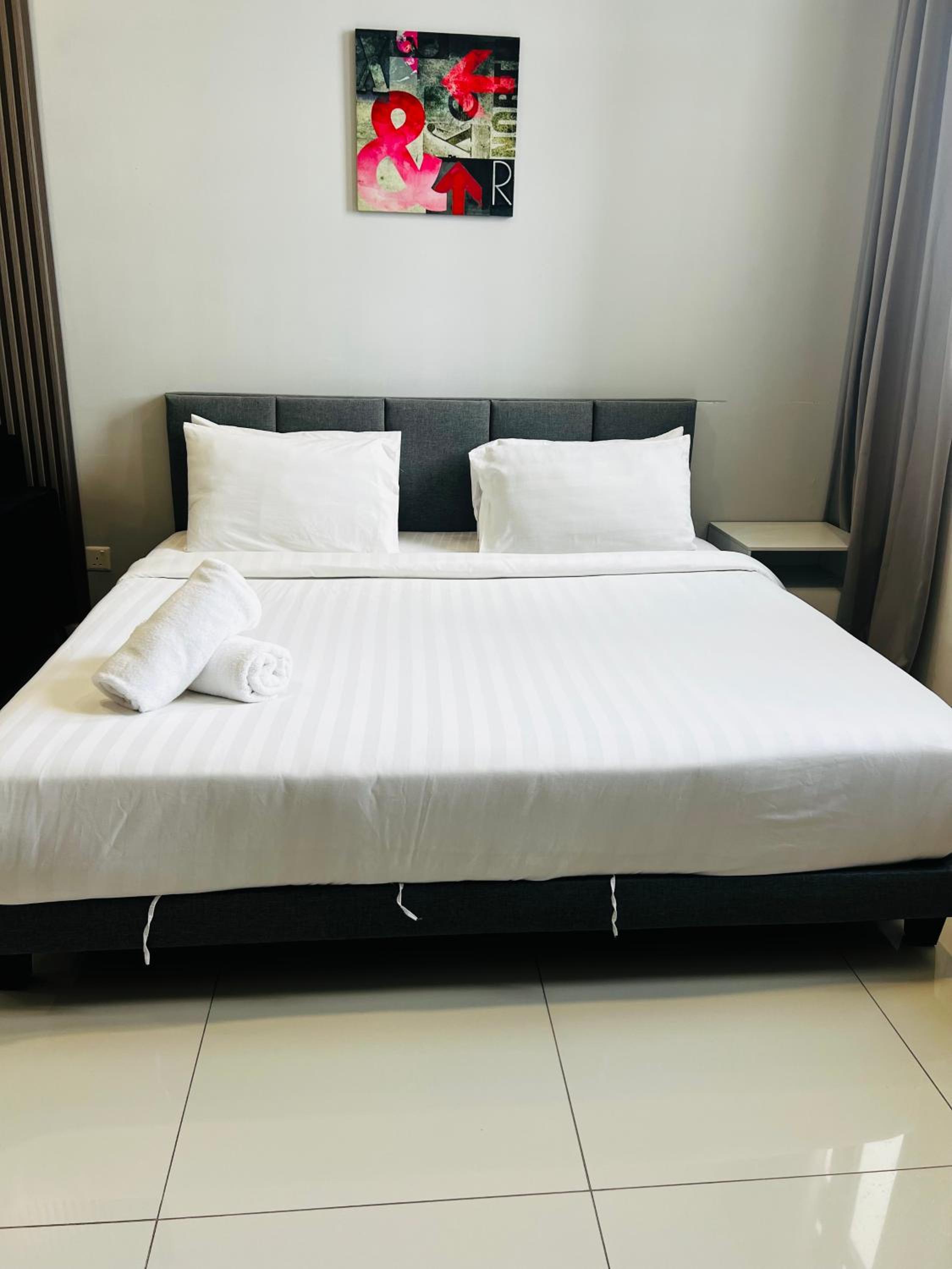 KLcc suites At tower 1