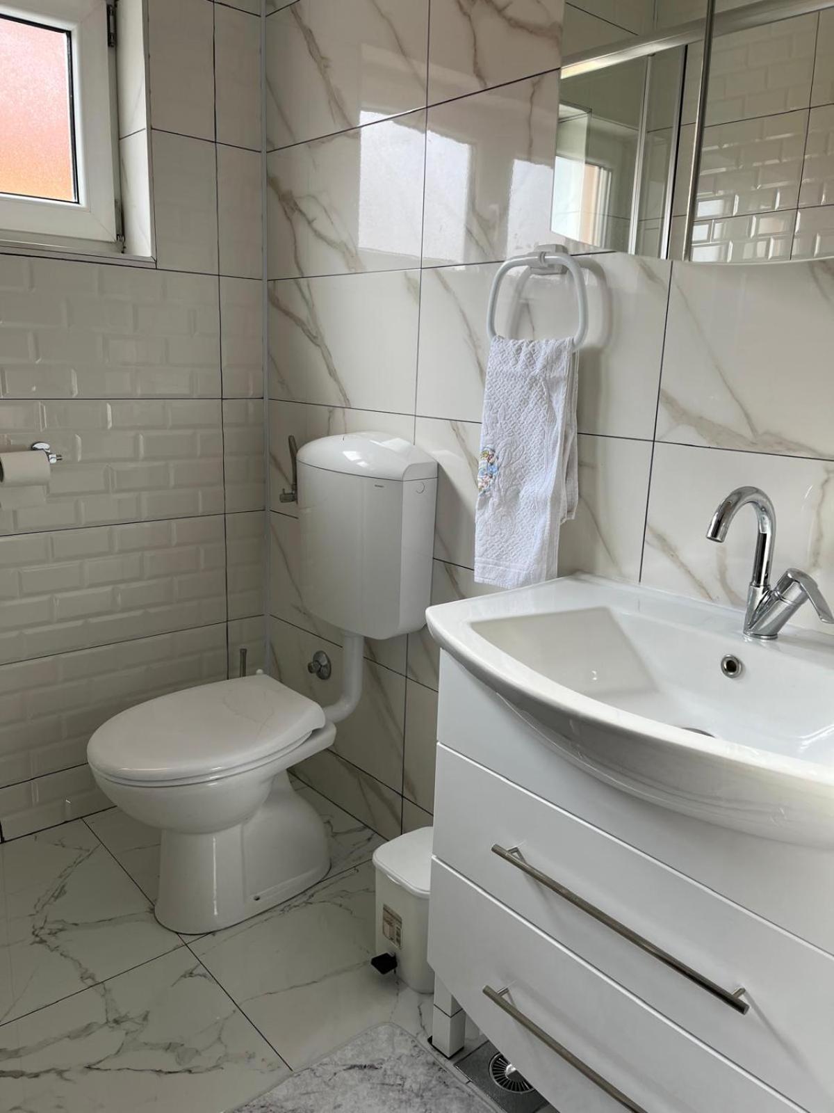 Apartman Lara