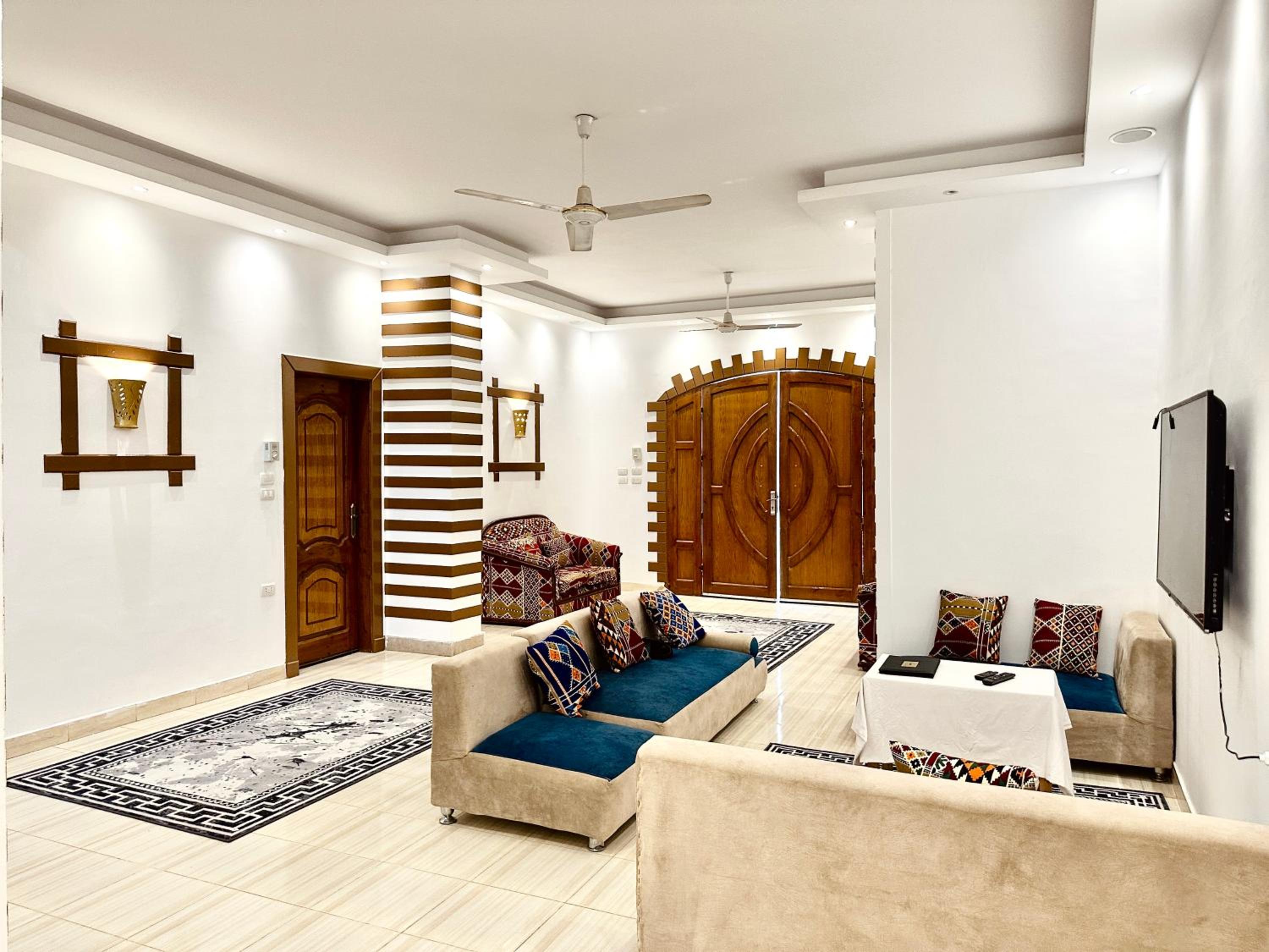 hathor guest house