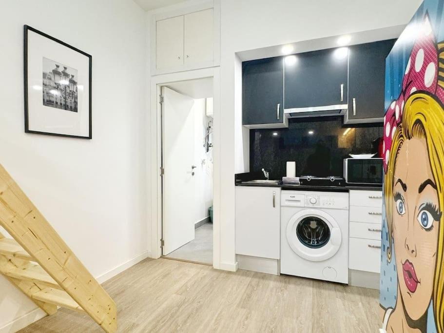Minimalist Studio with Mezzanine view 5