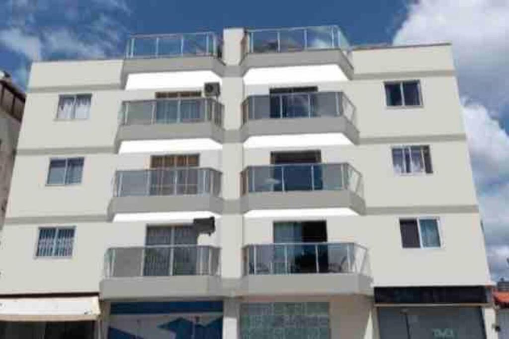 Apartamento frente para o Mar em Perequê Porto Belo SC