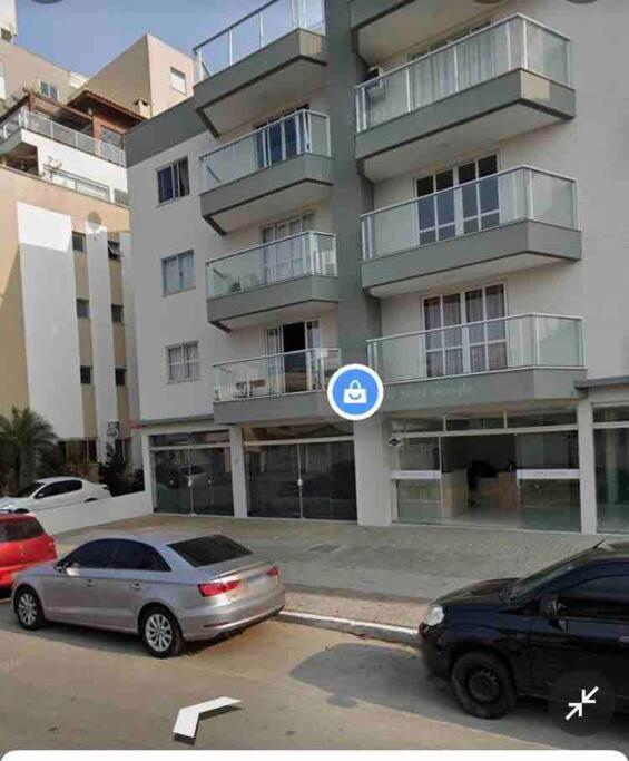 Apartamento frente para o Mar em Perequê Porto Belo SC
