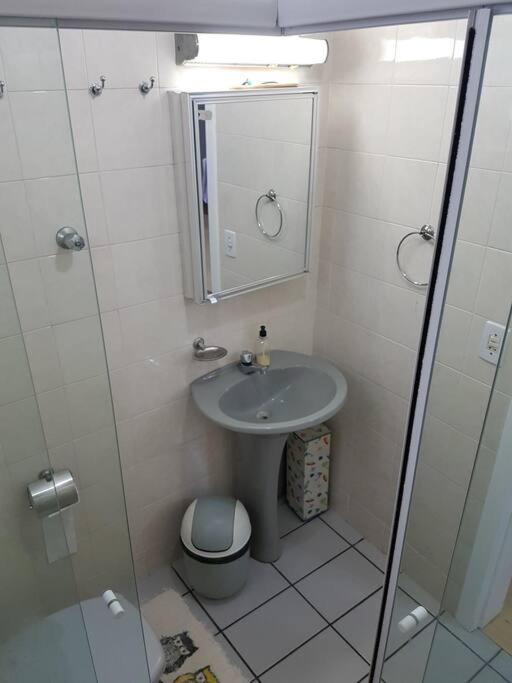 Apartamento frente para o Mar em Perequê Porto Belo SC