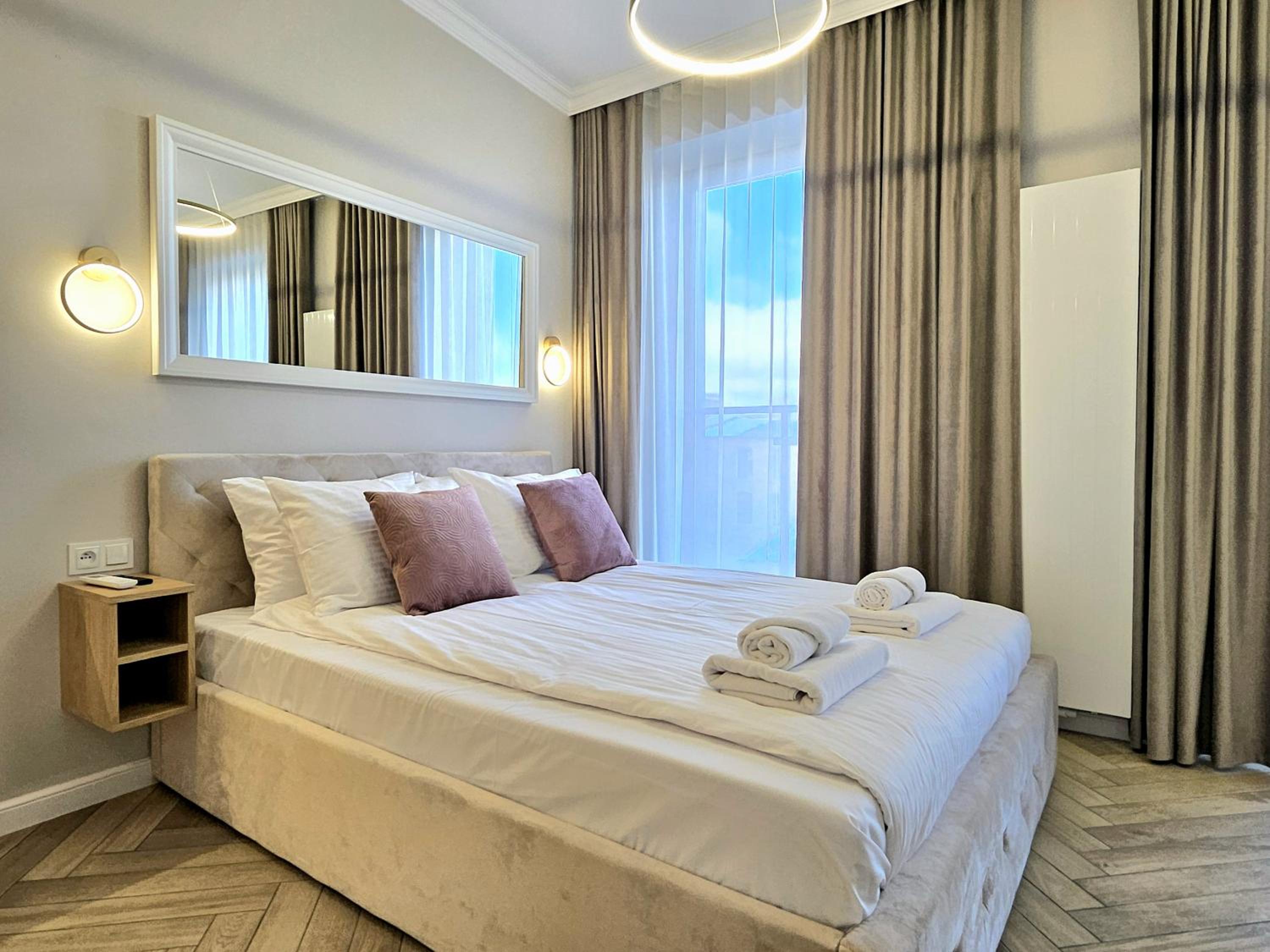 Roosevelta Residence Apartments - przy OFF Piotrkowska, FV - Klimatyzacja - WiFi, Orientarium, Atlas Arena, HopaLupa, Aquapark Fala, EC1