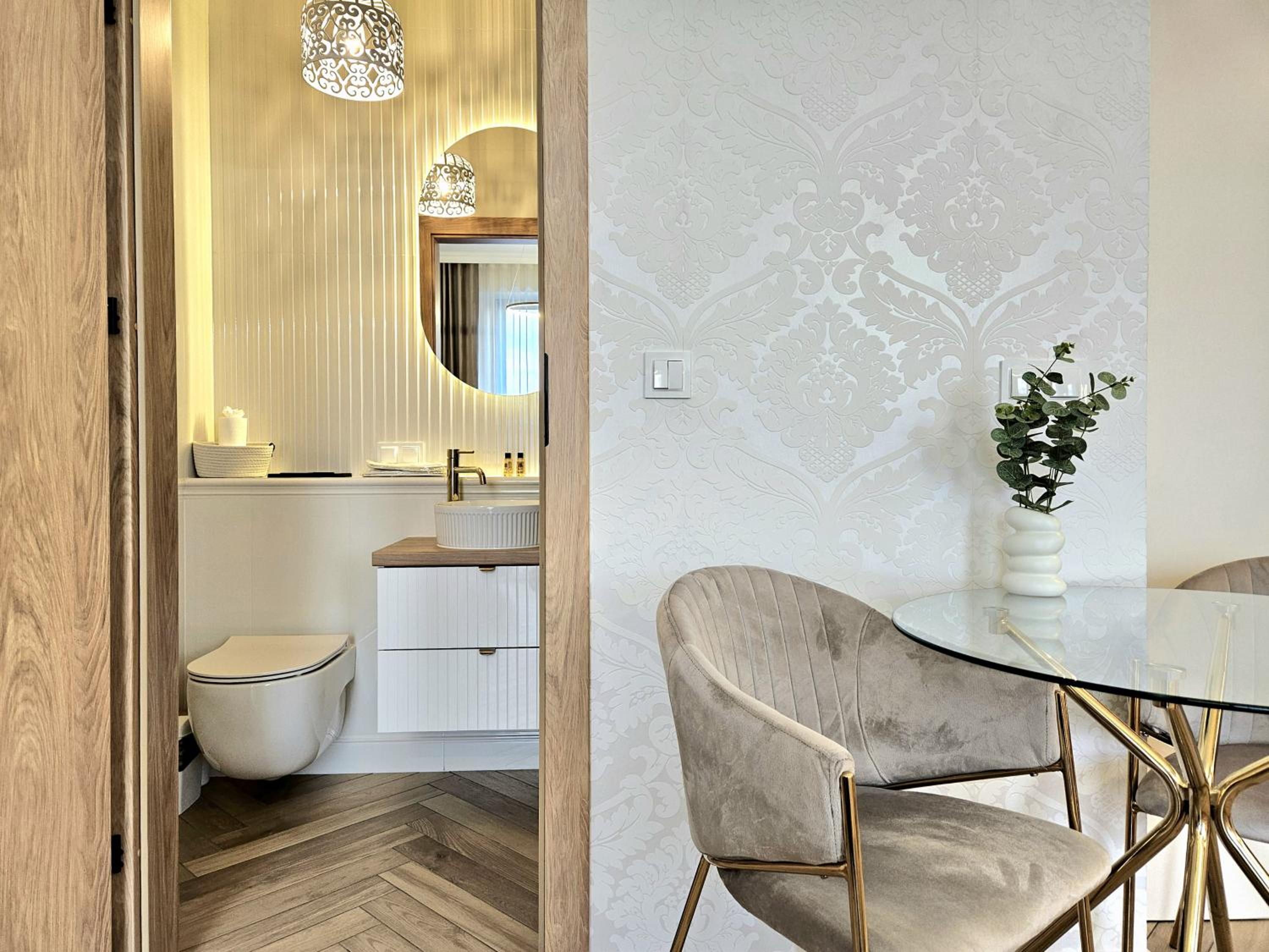 Roosevelta Residence Apartments - przy OFF Piotrkowska, FV - Klimatyzacja - WiFi, Orientarium, Atlas Arena, HopaLupa, Aquapark Fala, EC1