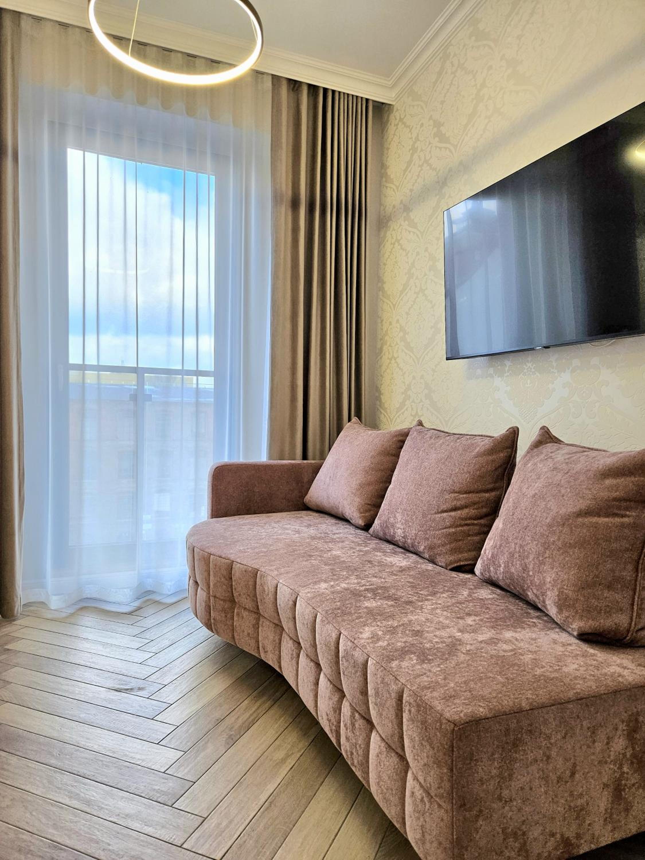 Roosevelta Residence Apartments - przy OFF Piotrkowska, FV - Klimatyzacja - WiFi, Orientarium, Atlas Arena, HopaLupa, Aquapark Fala, EC1