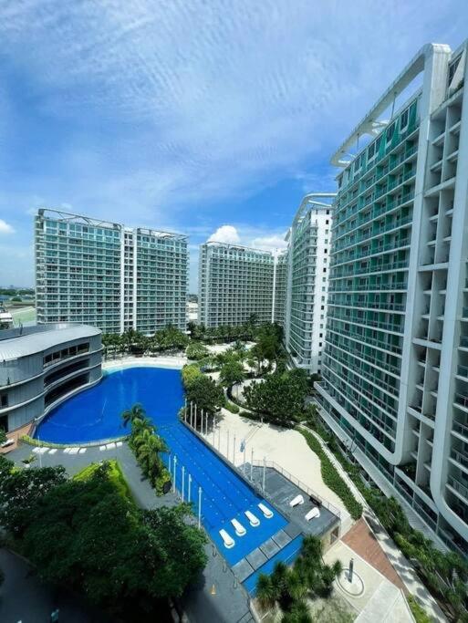 Dsa'sCrib 1BR Azure Near Airport view 3