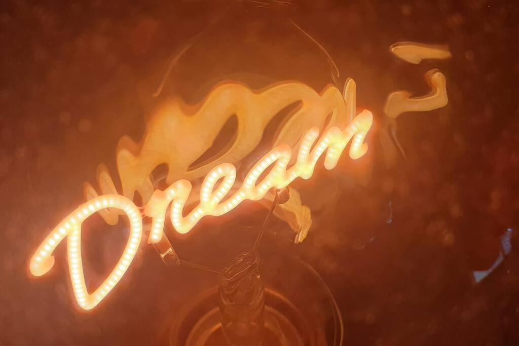 Dreamweaver Studio - town forest retreat
