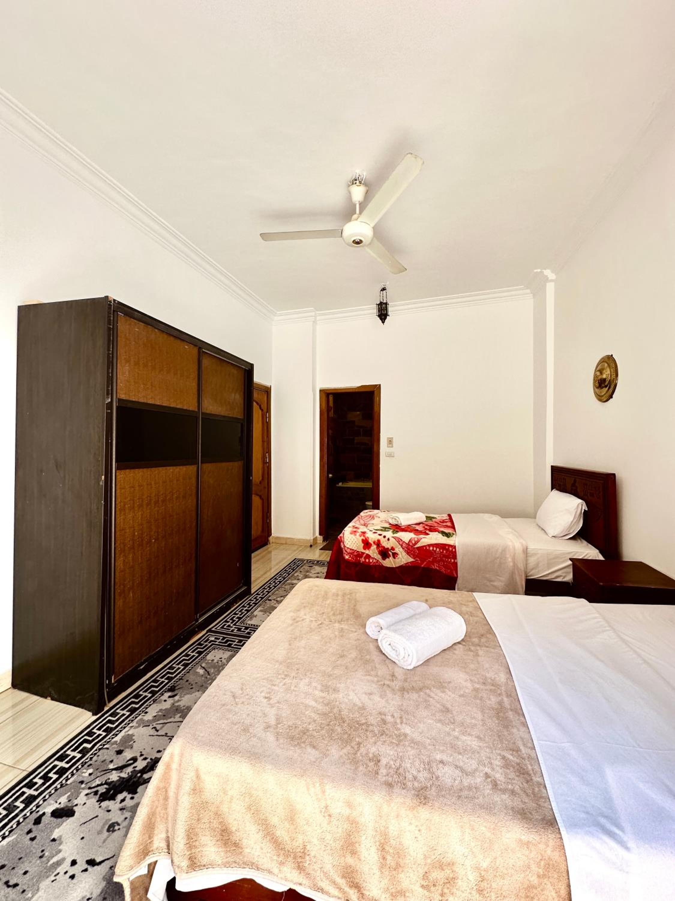hathor guest house