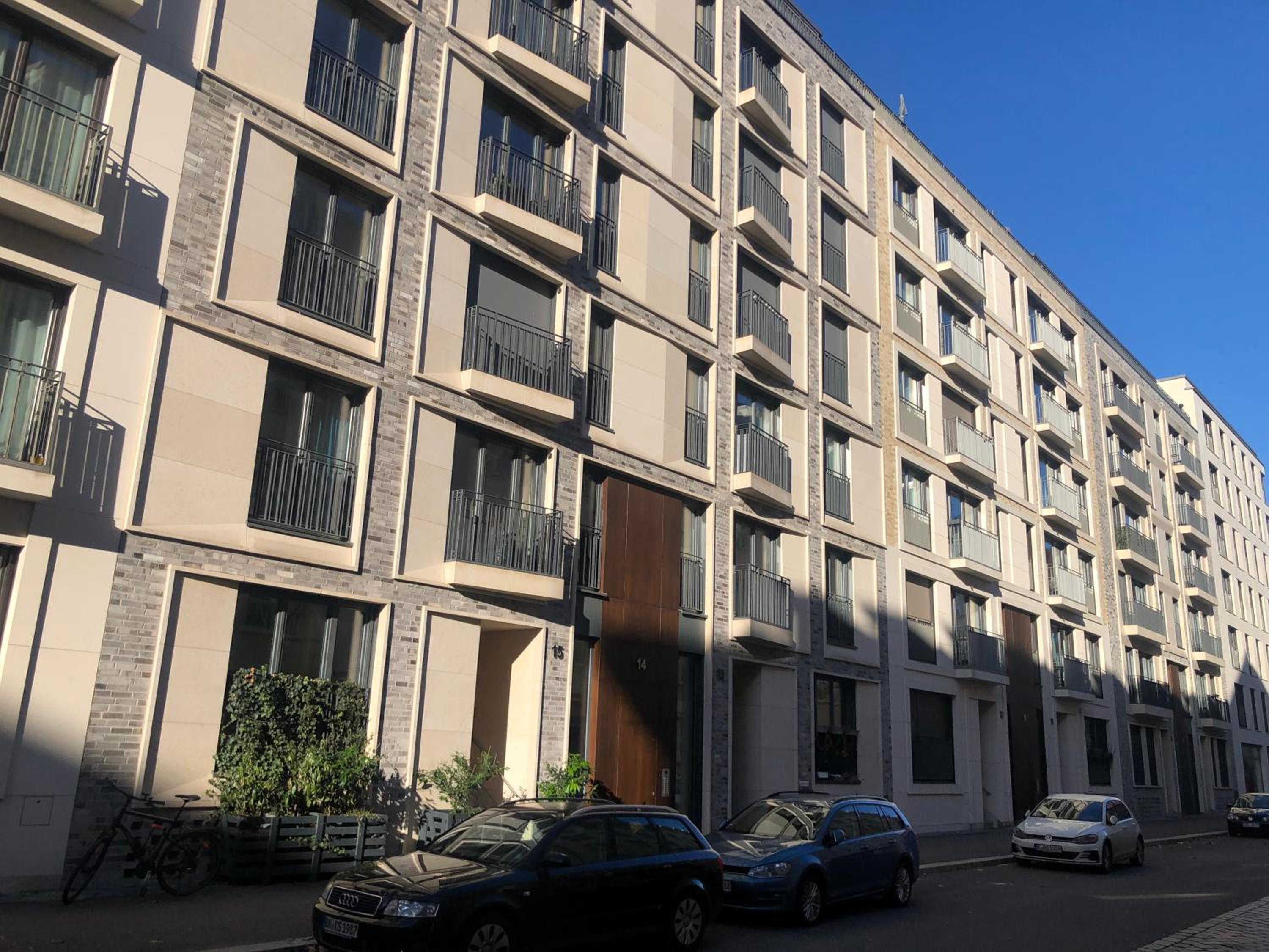 Central, 2021 built maisonette