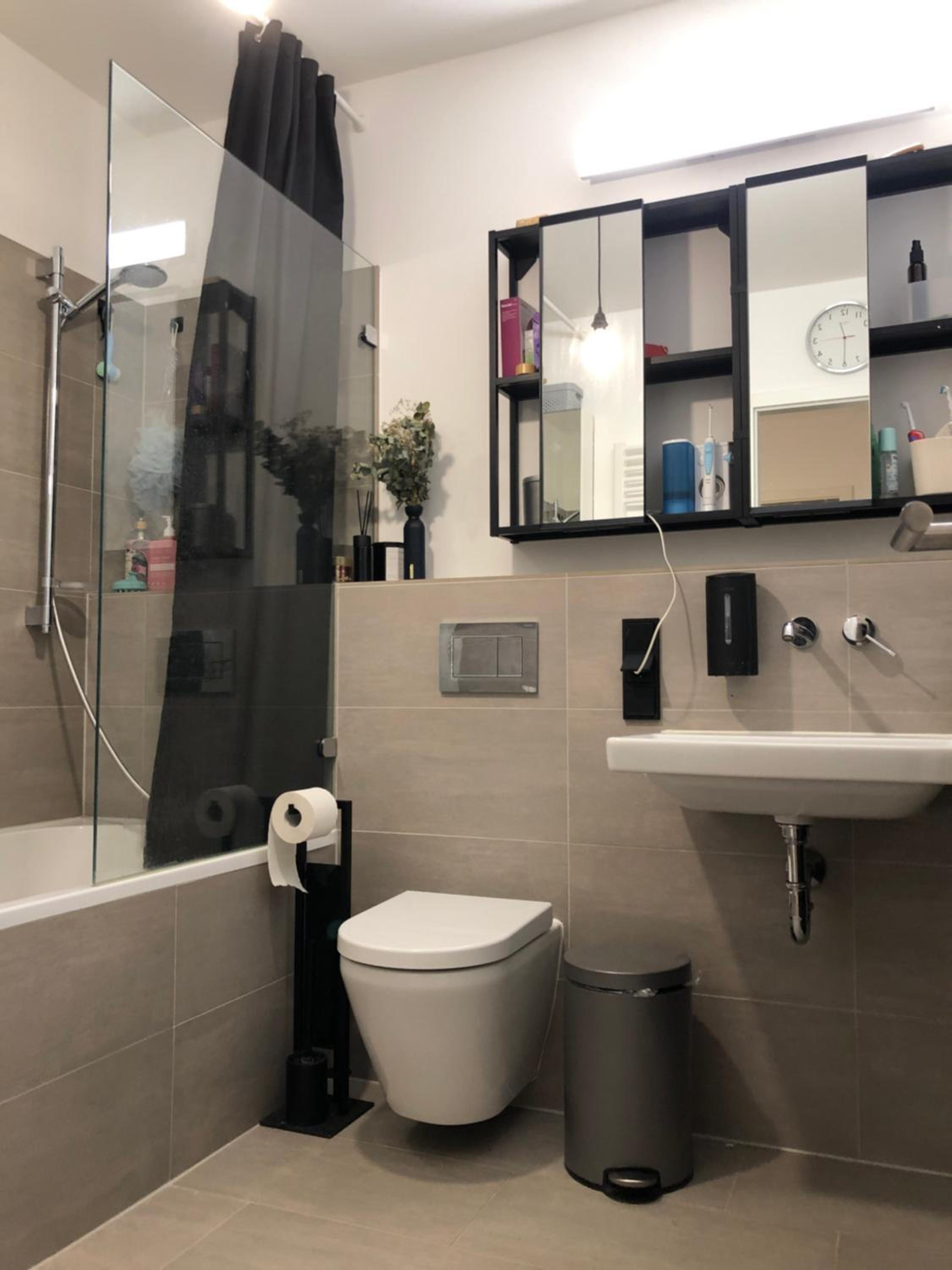 Central, 2021 built maisonette