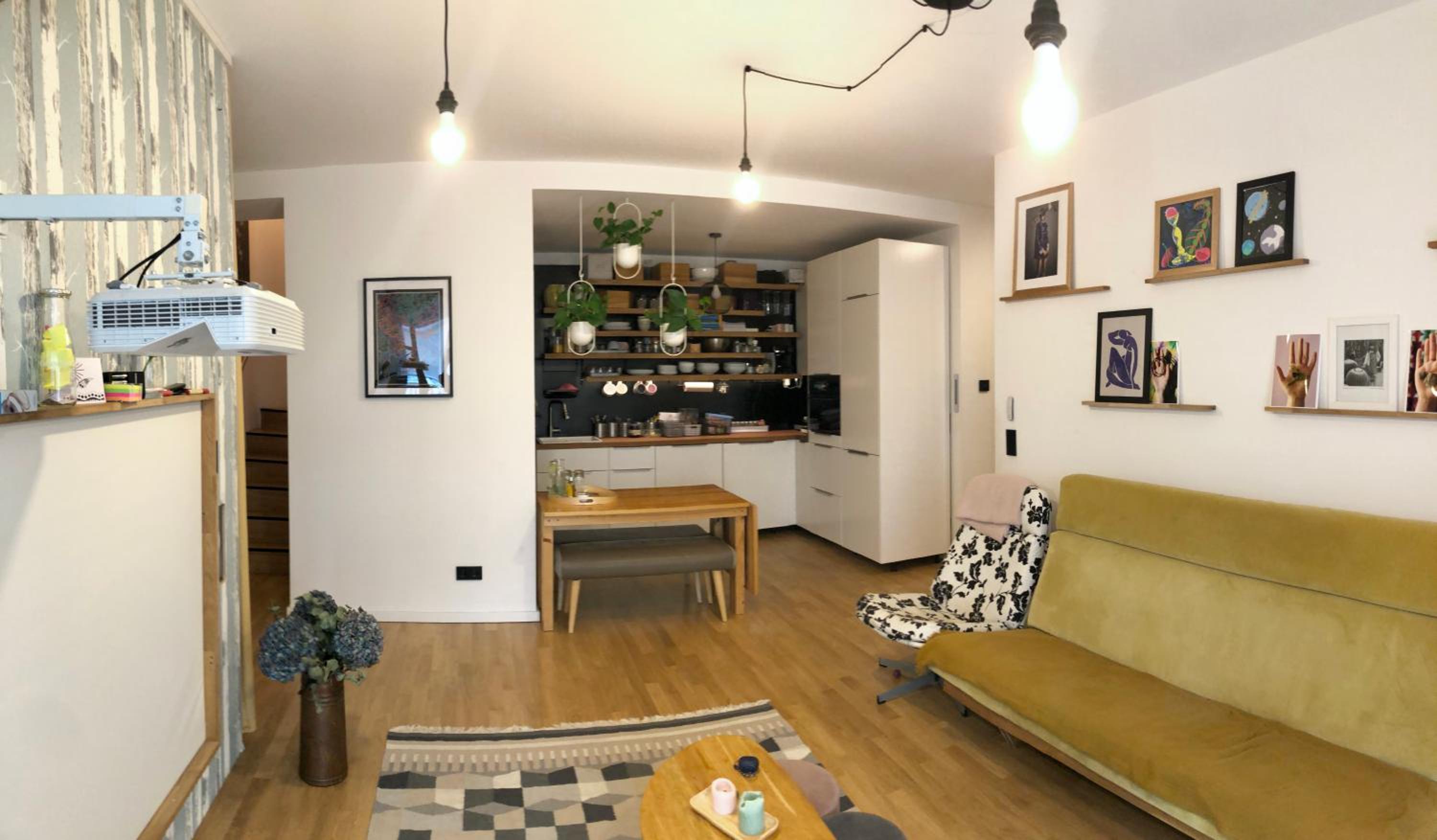 Central, 2021 built maisonette