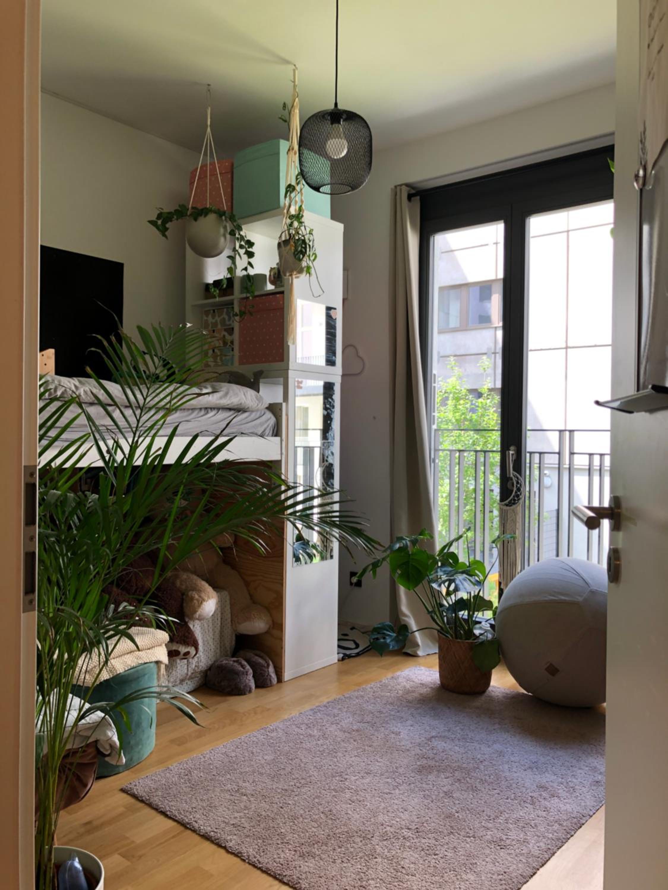 Central, 2021 built maisonette