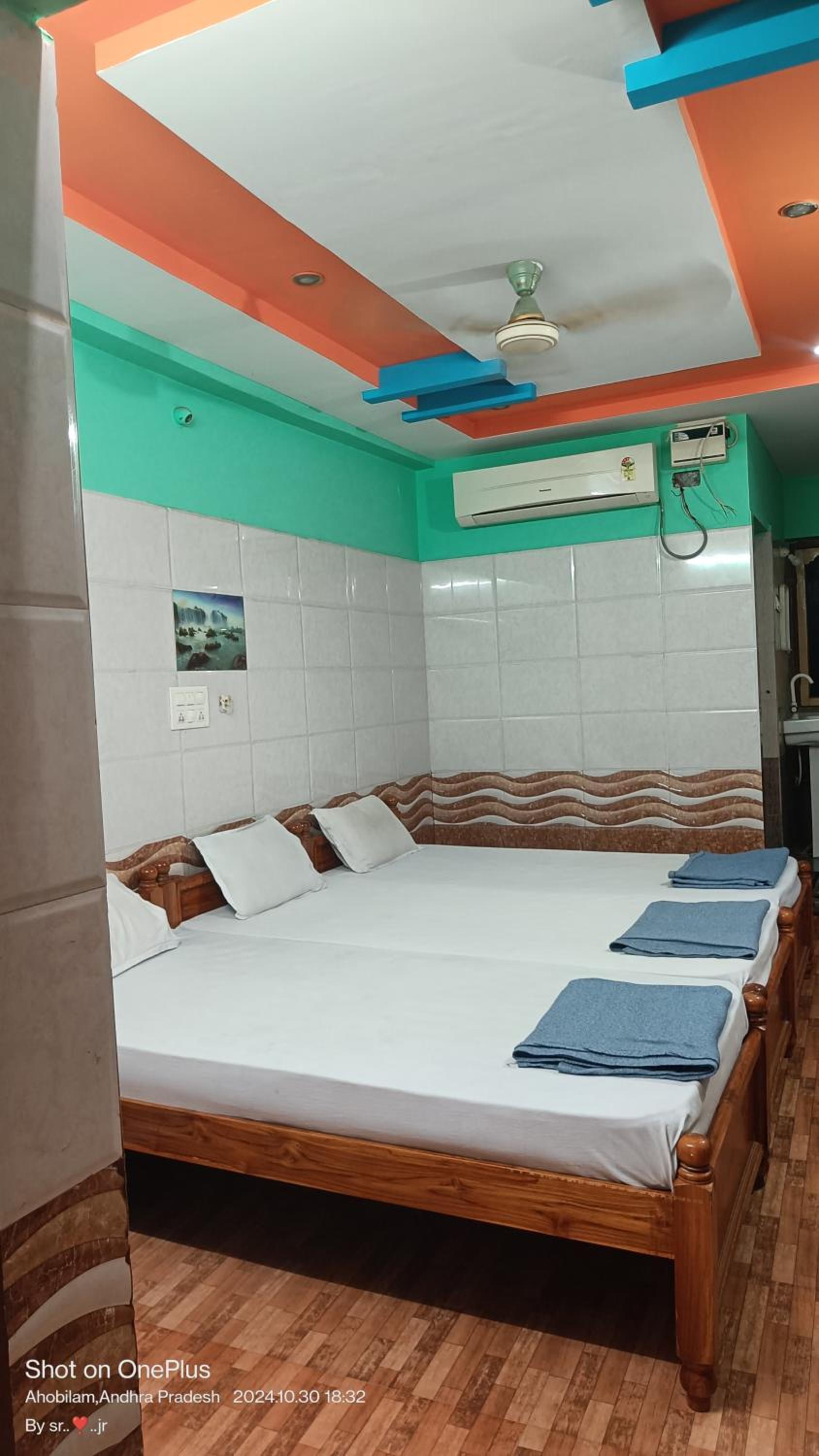 Sudarshan complex