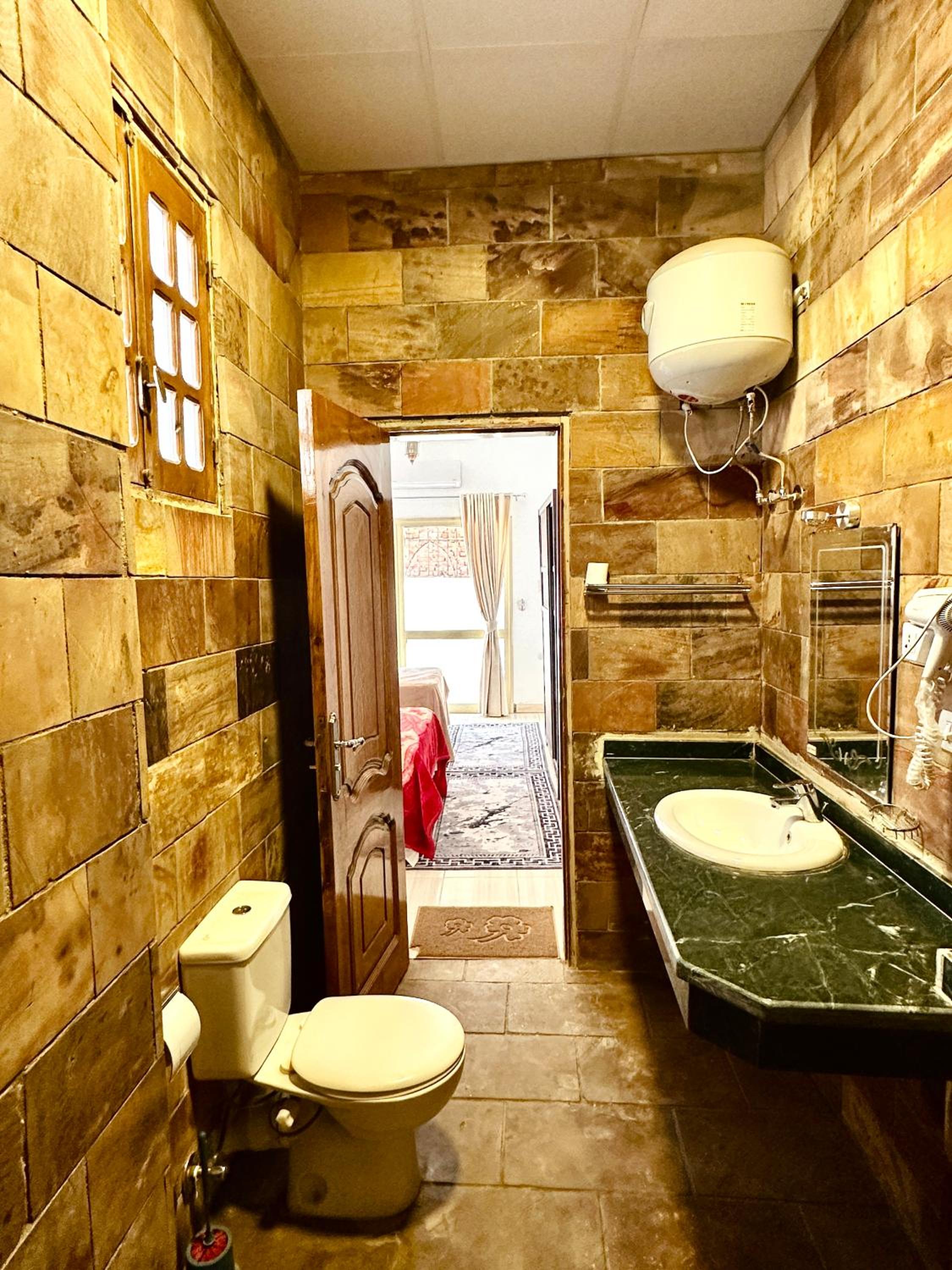 hathor guest house