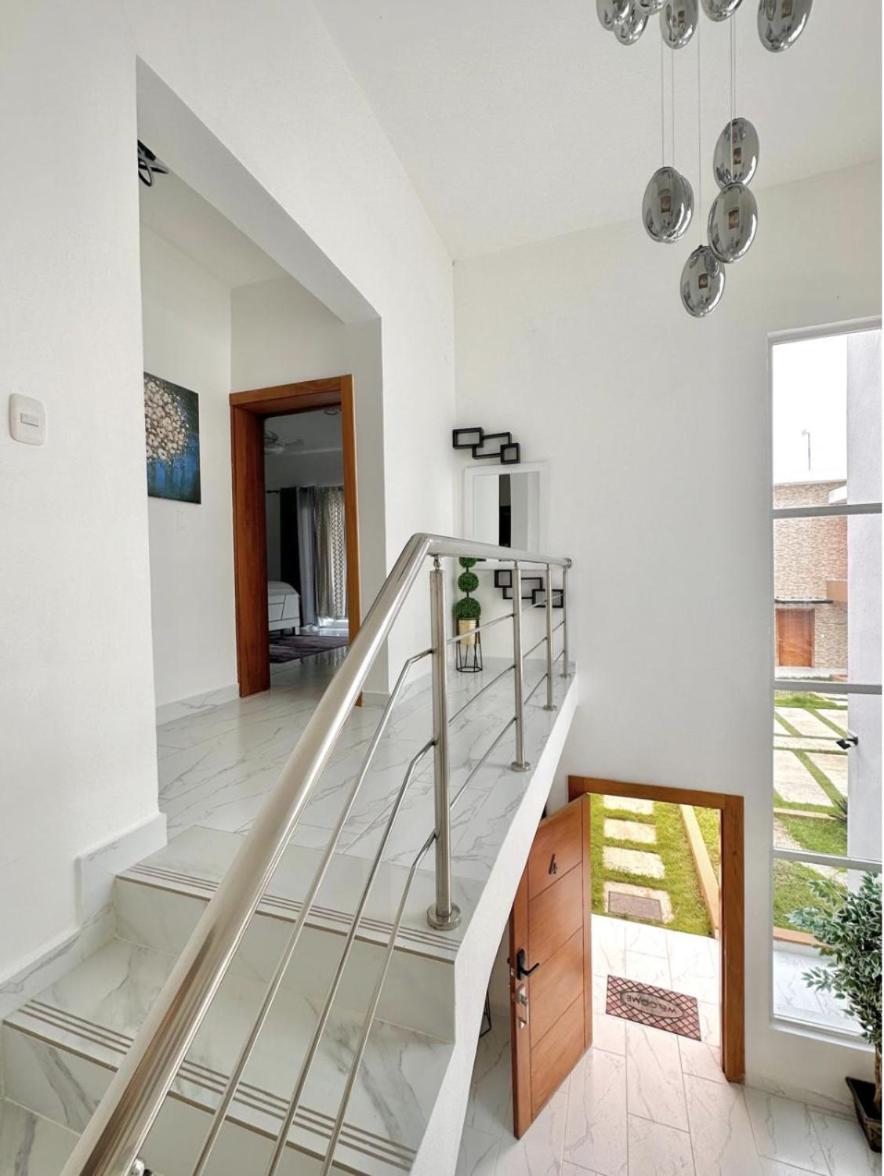 Luxury Villa2