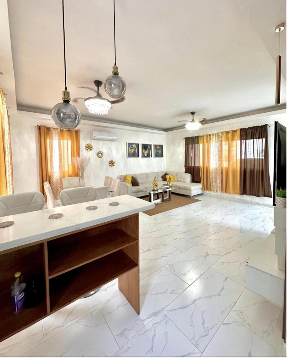 Luxury Villa2