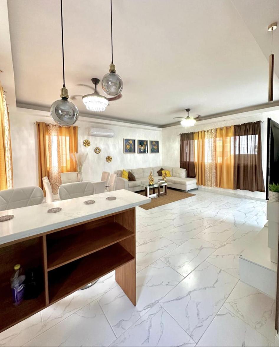 Luxury Villa2