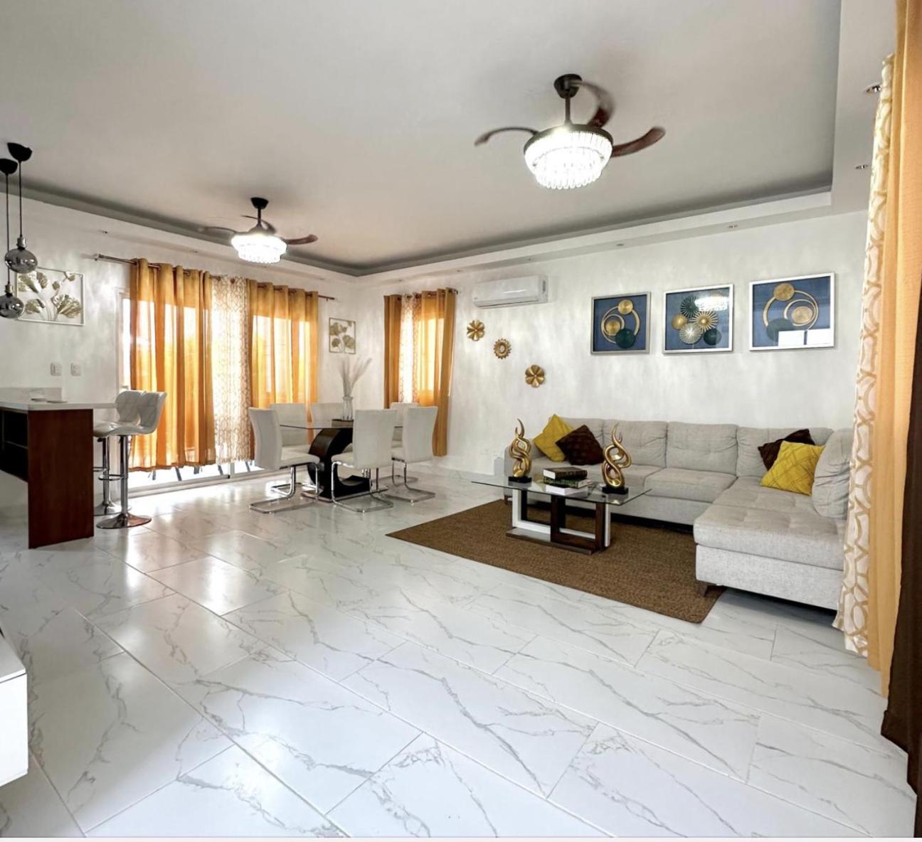 Luxury Villa2