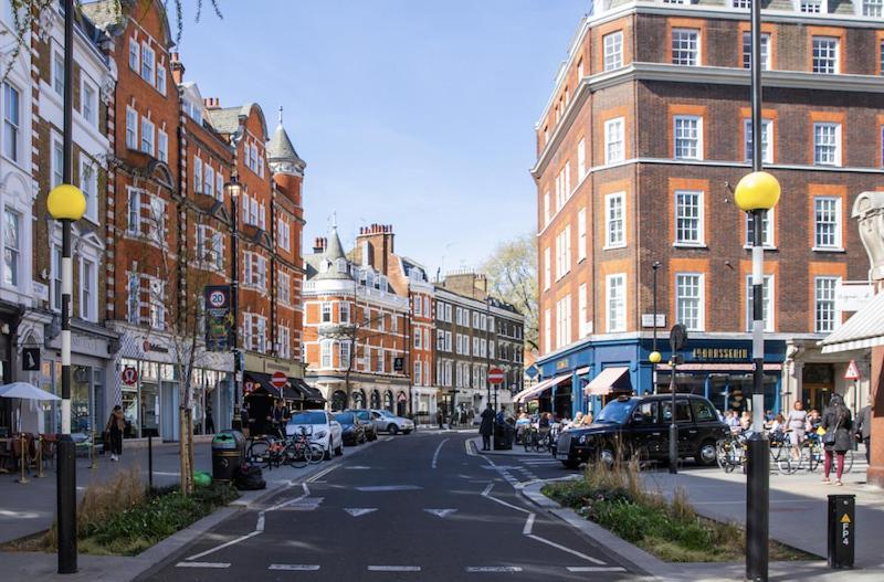Stylish Apartments in the Heart of Soho Your West End Escape!